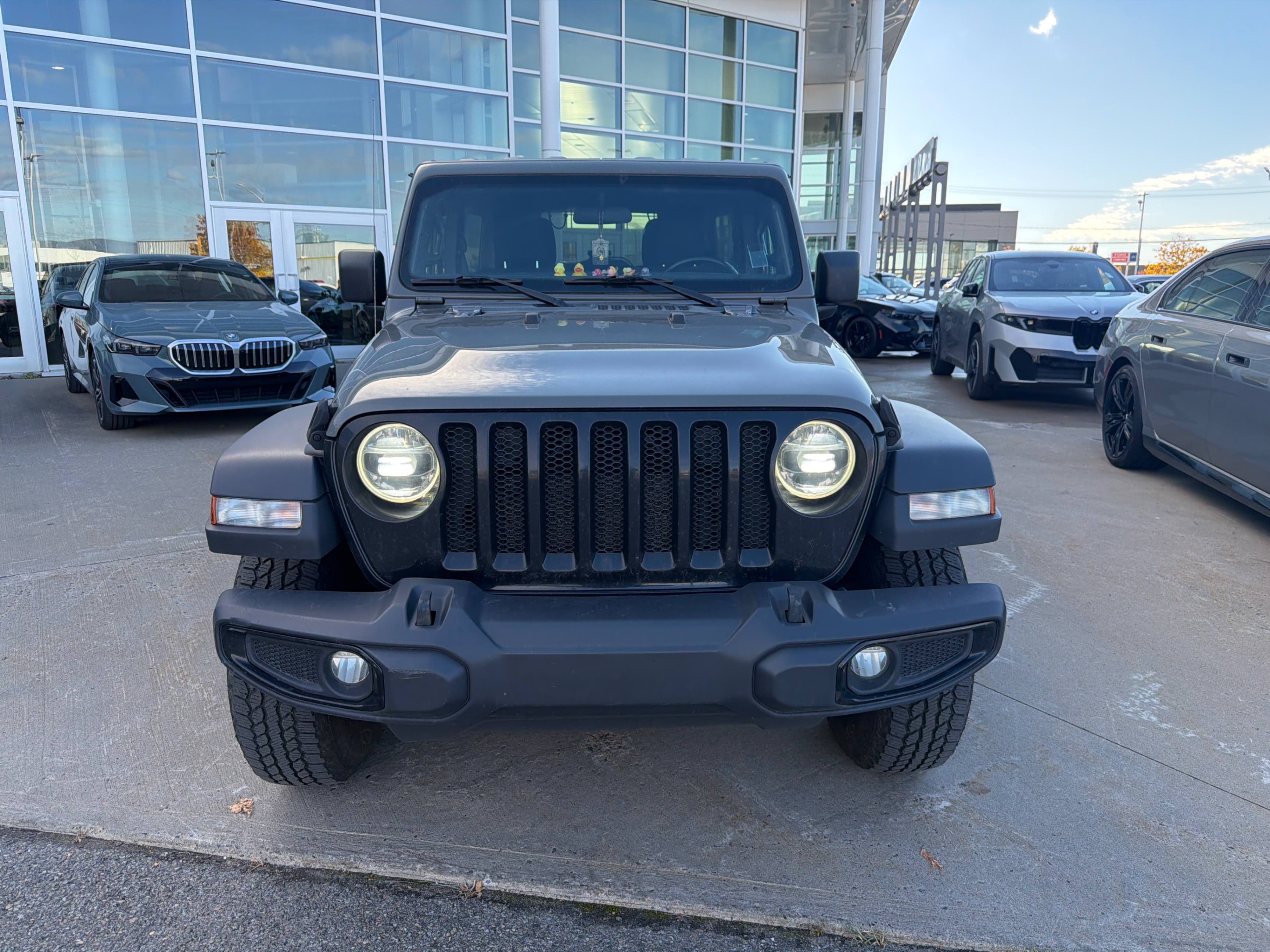 Снимка 6 от търг – 2021 JEEP WRANGLER UNLIMITED WILLYS с VIN 1C4HJXDGXMW517440