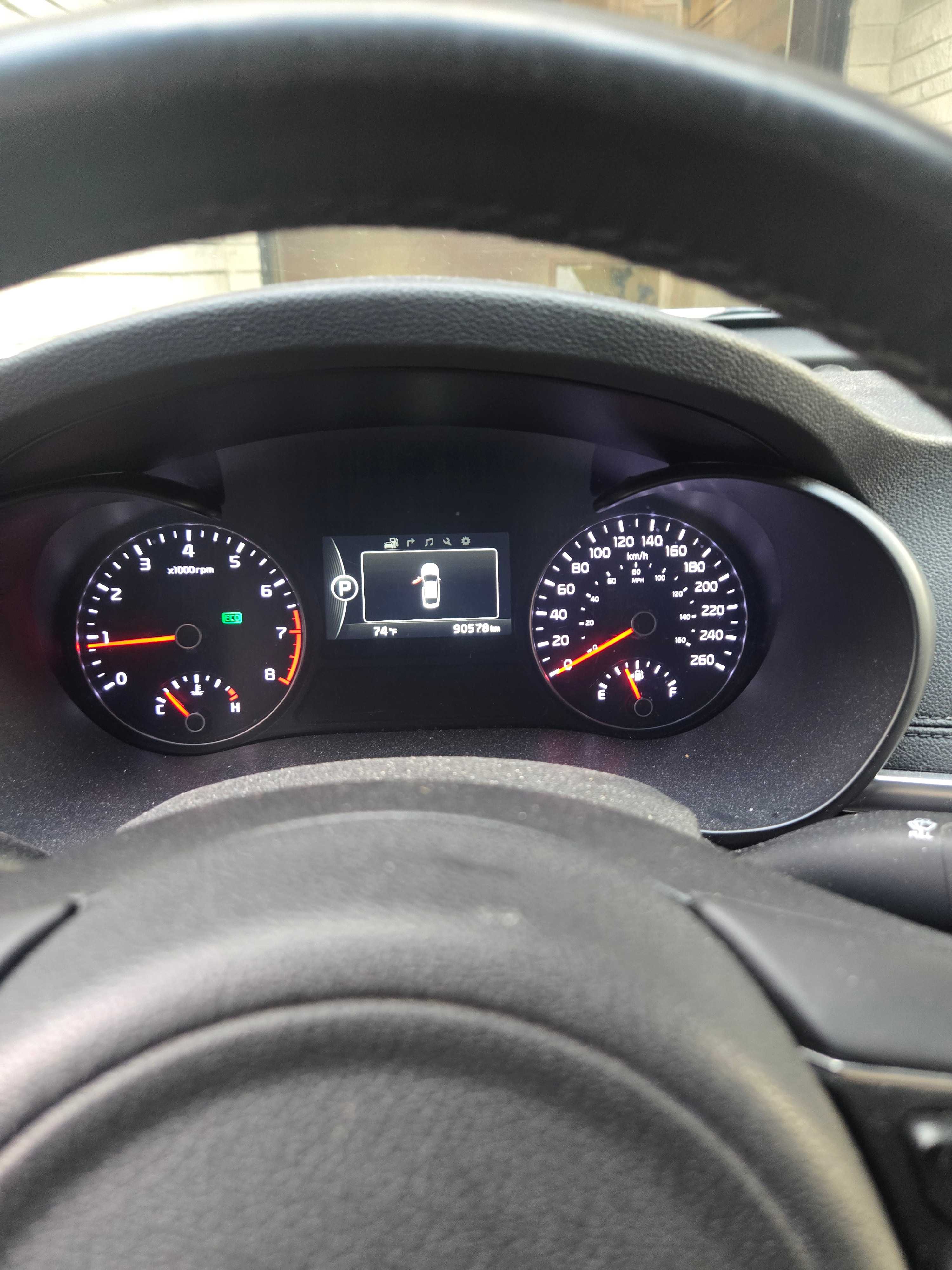 Photo 8 from auction – 2018 KIA OPTIMA EX with VIN 5XXGU4L36JG203605