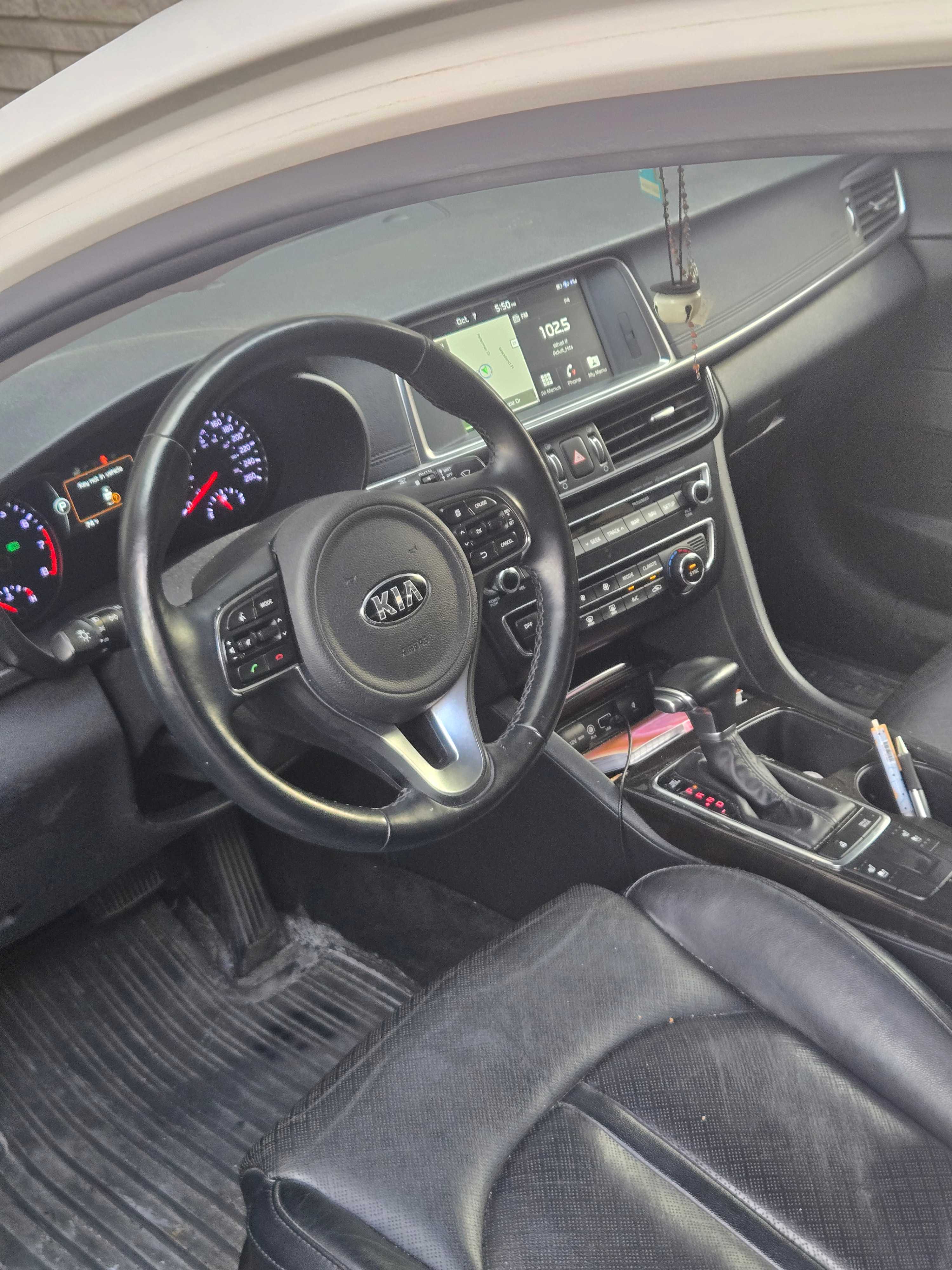 Photo 5 from auction – 2018 KIA OPTIMA EX with VIN 5XXGU4L36JG203605