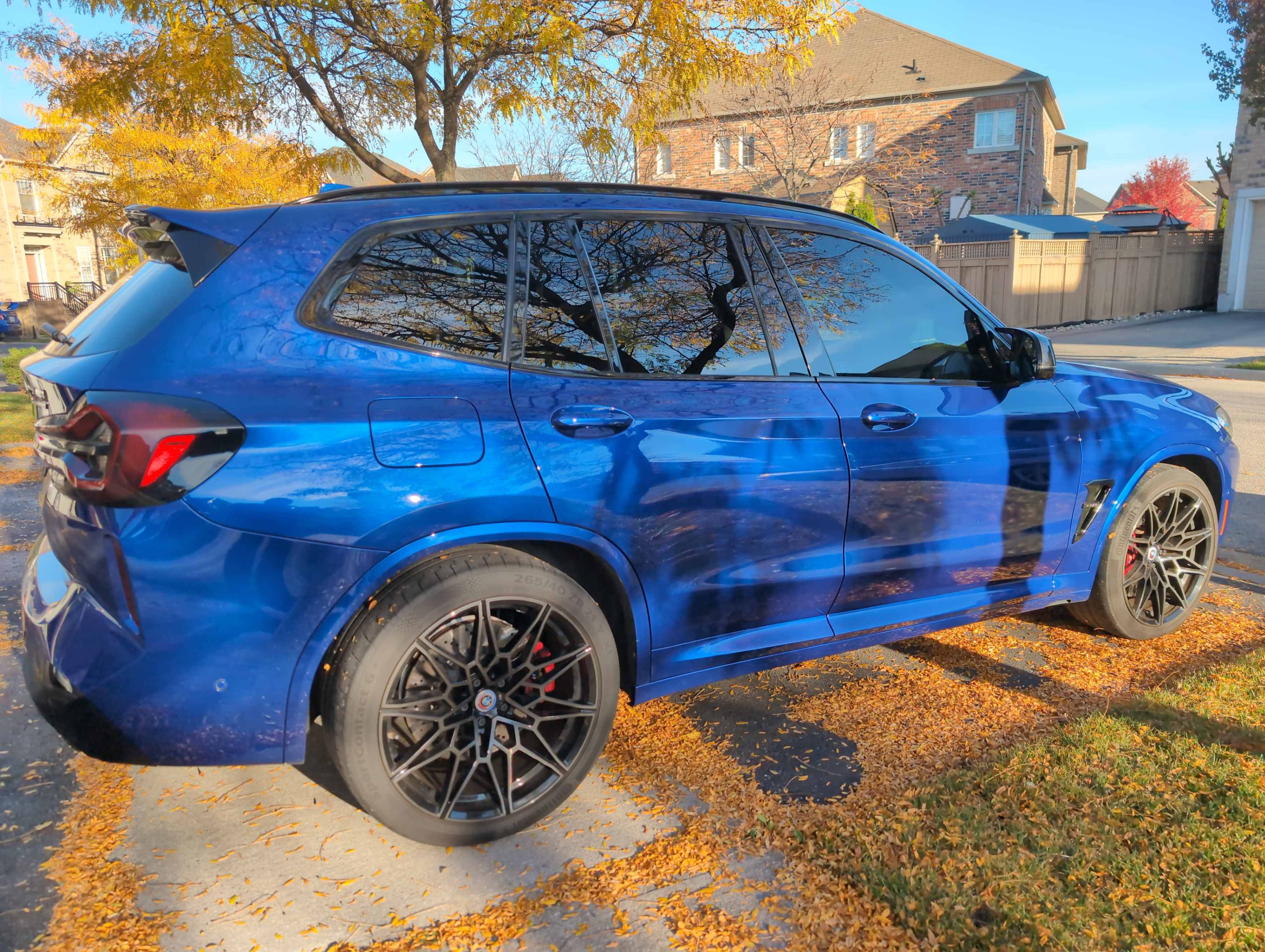 Снимка 3 от търг – 2023 BMW X3 M COMPETITION с VIN 5YM13EC00P9P47356