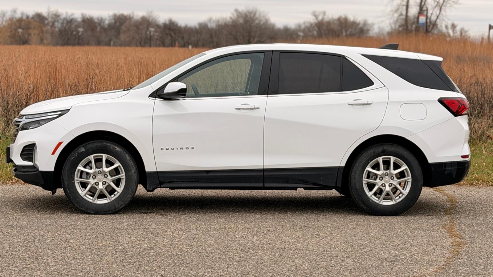 Снимка 2 от търг – 2024 CHEVROLET EQUINOX LT с VIN 3GNAXUEG6RS198786