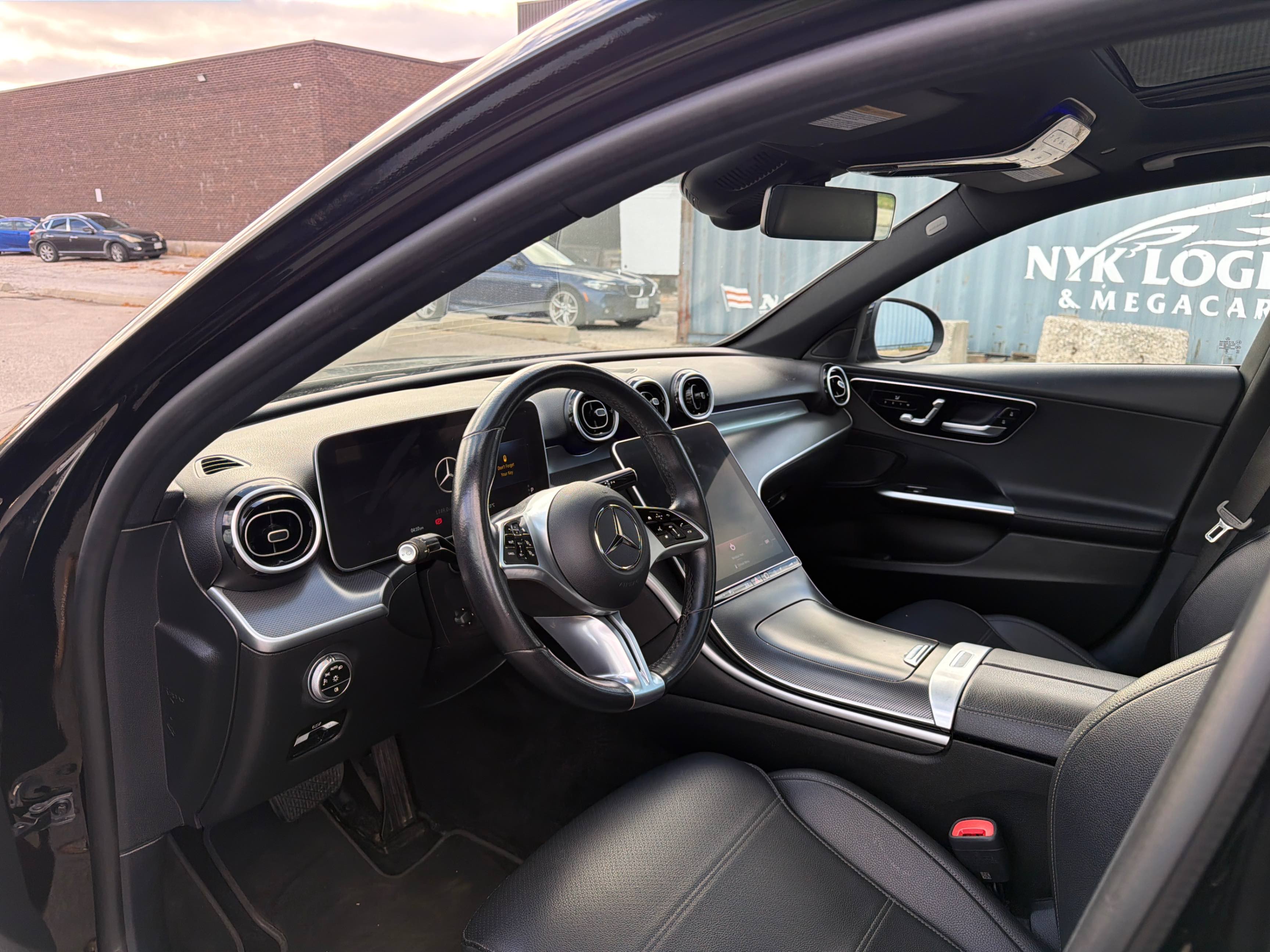 Снимка 5 от търг – 2024 MERCEDES-BENZ C-CLASS C 300 с VIN W1KAF4HBXRR213956