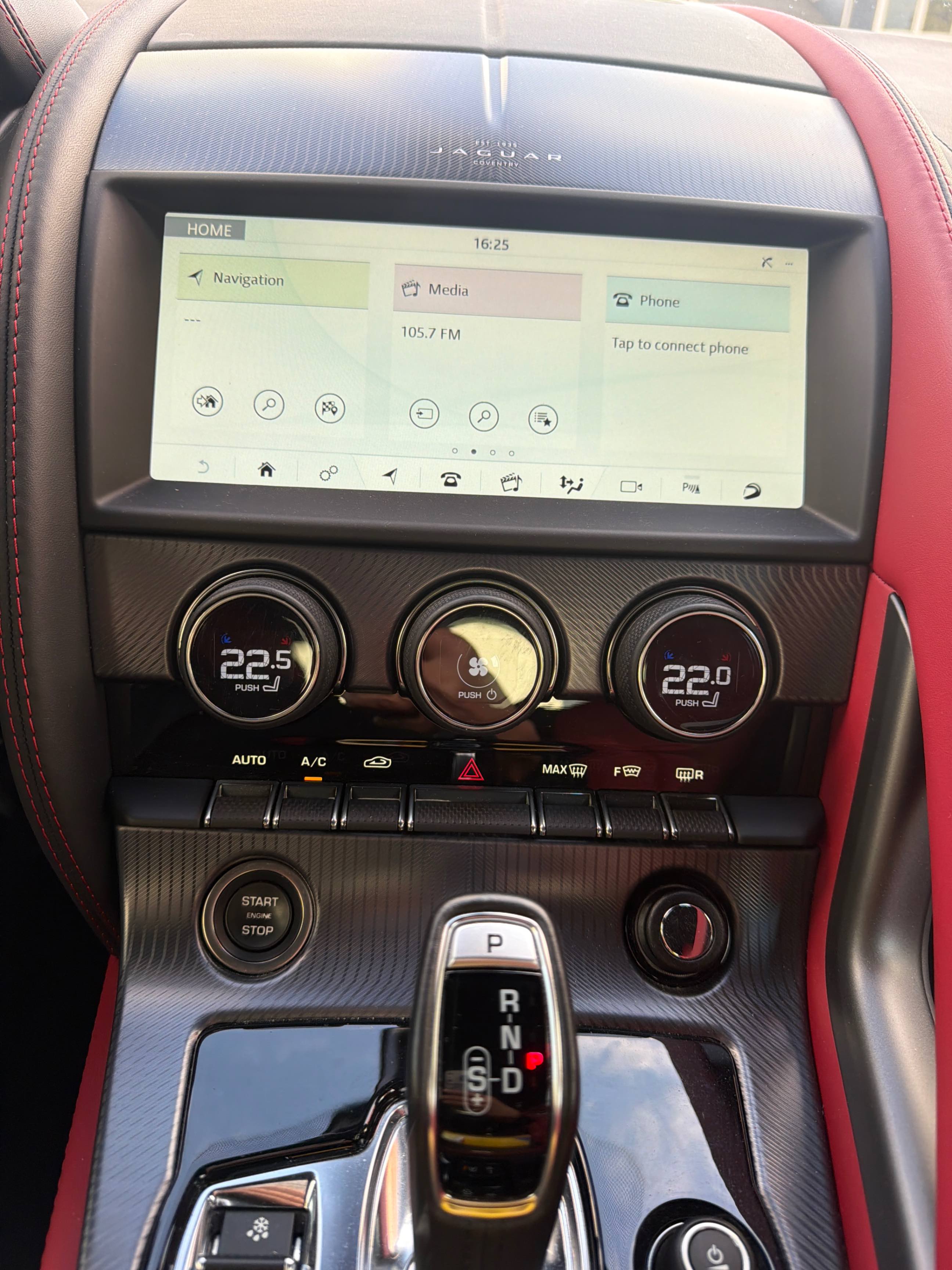 Снимка 9 от търг – 2023 JAGUAR F-TYPE P450 R-DYNAMIC с VIN SAJD81EE7PCK83091