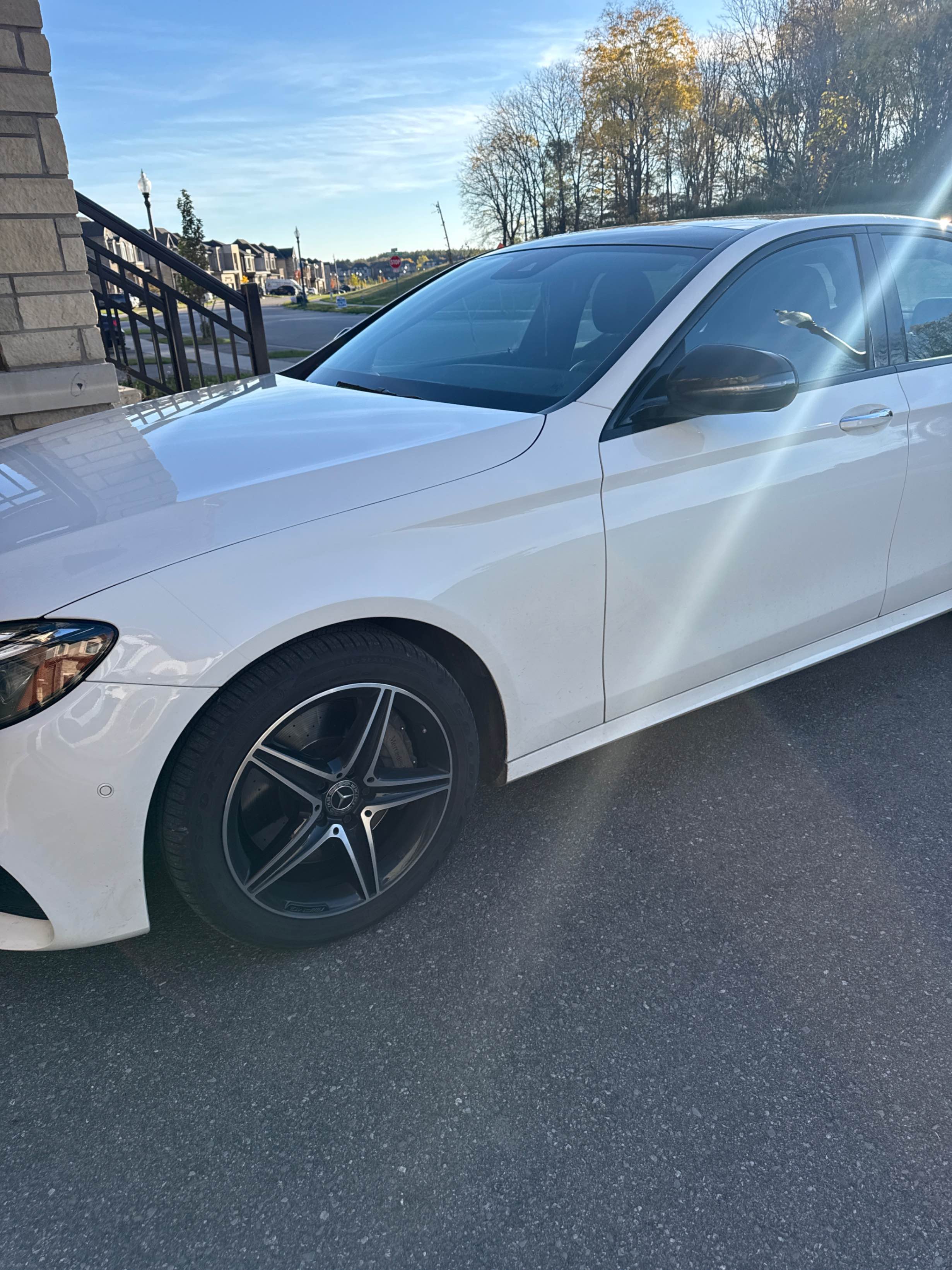 Photo 2 from auction – 2020 MERCEDES-BENZ E-CLASS E 350 with VIN W1KZF8EB8LA846928