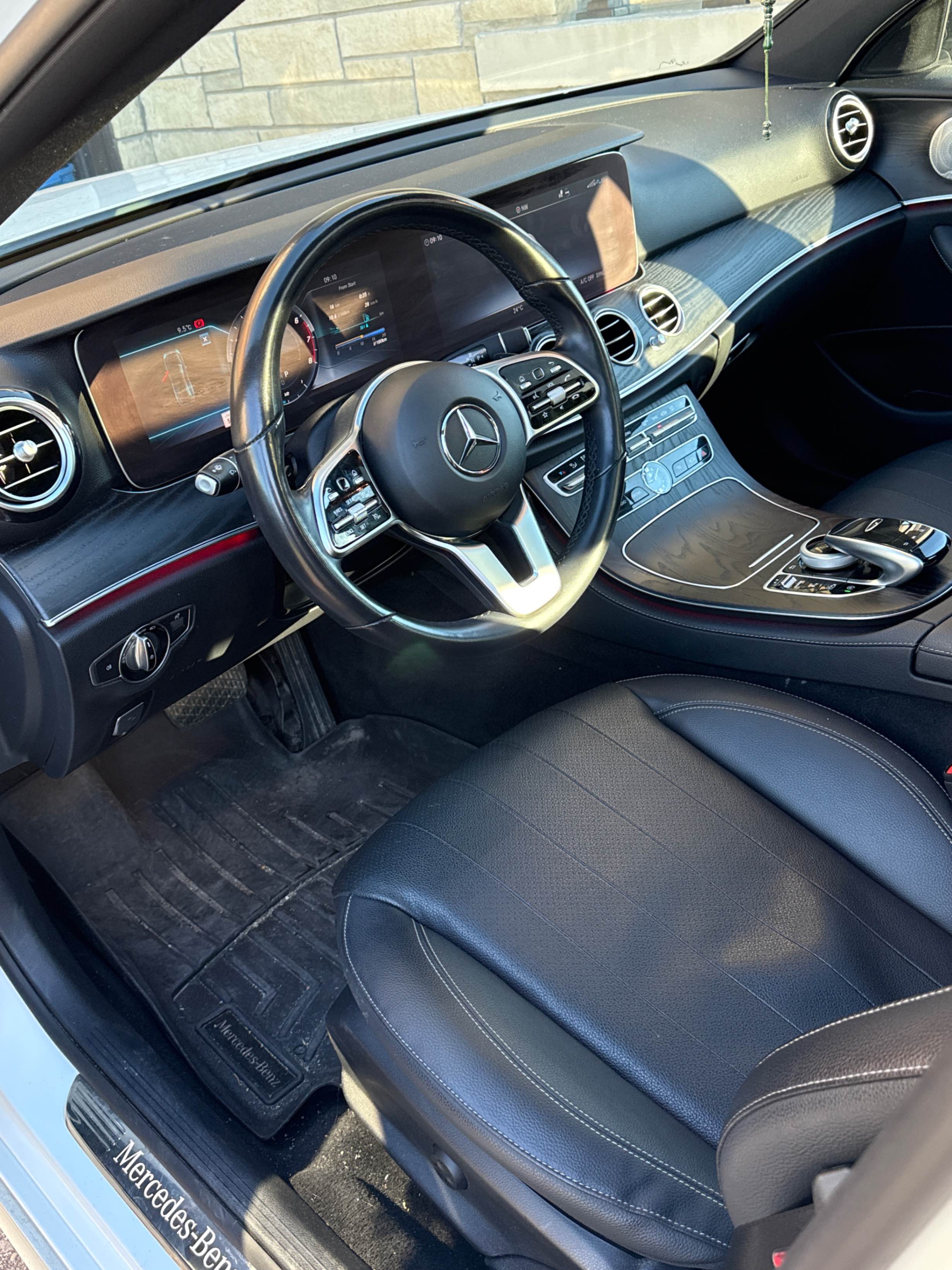 Photo 5 from auction – 2020 MERCEDES-BENZ E-CLASS E 350 with VIN W1KZF8EB8LA846928
