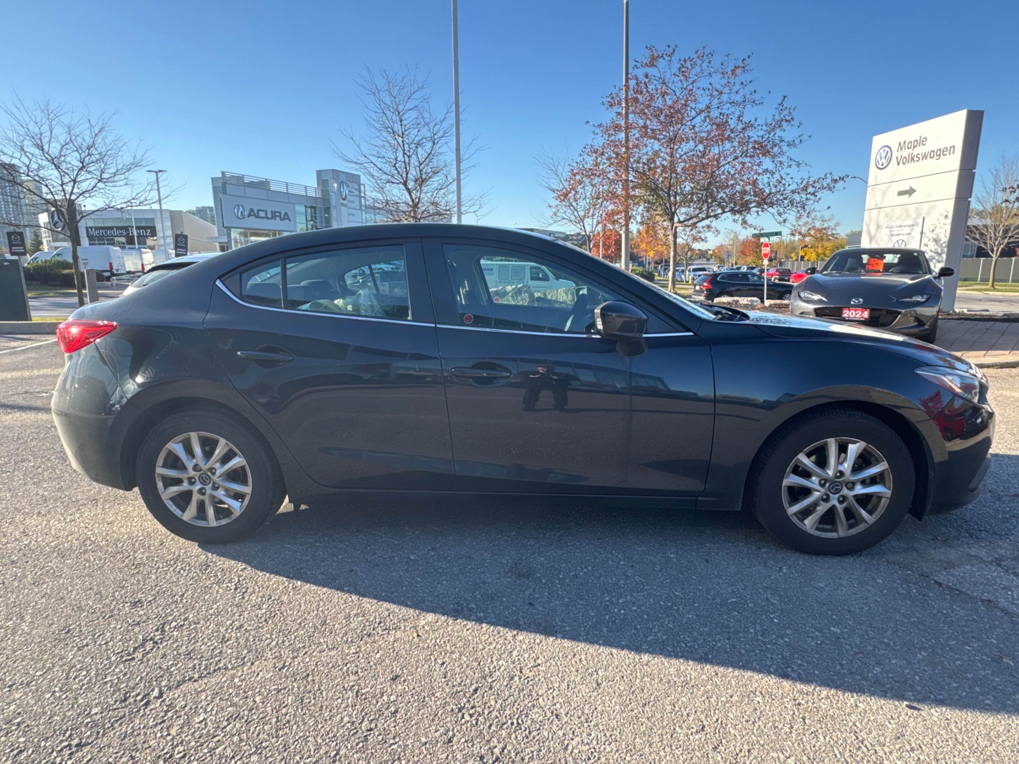 Photo 3 from auction – 2016 MAZDA MAZDA3 GS with VIN 3MZBM1V79GM286461