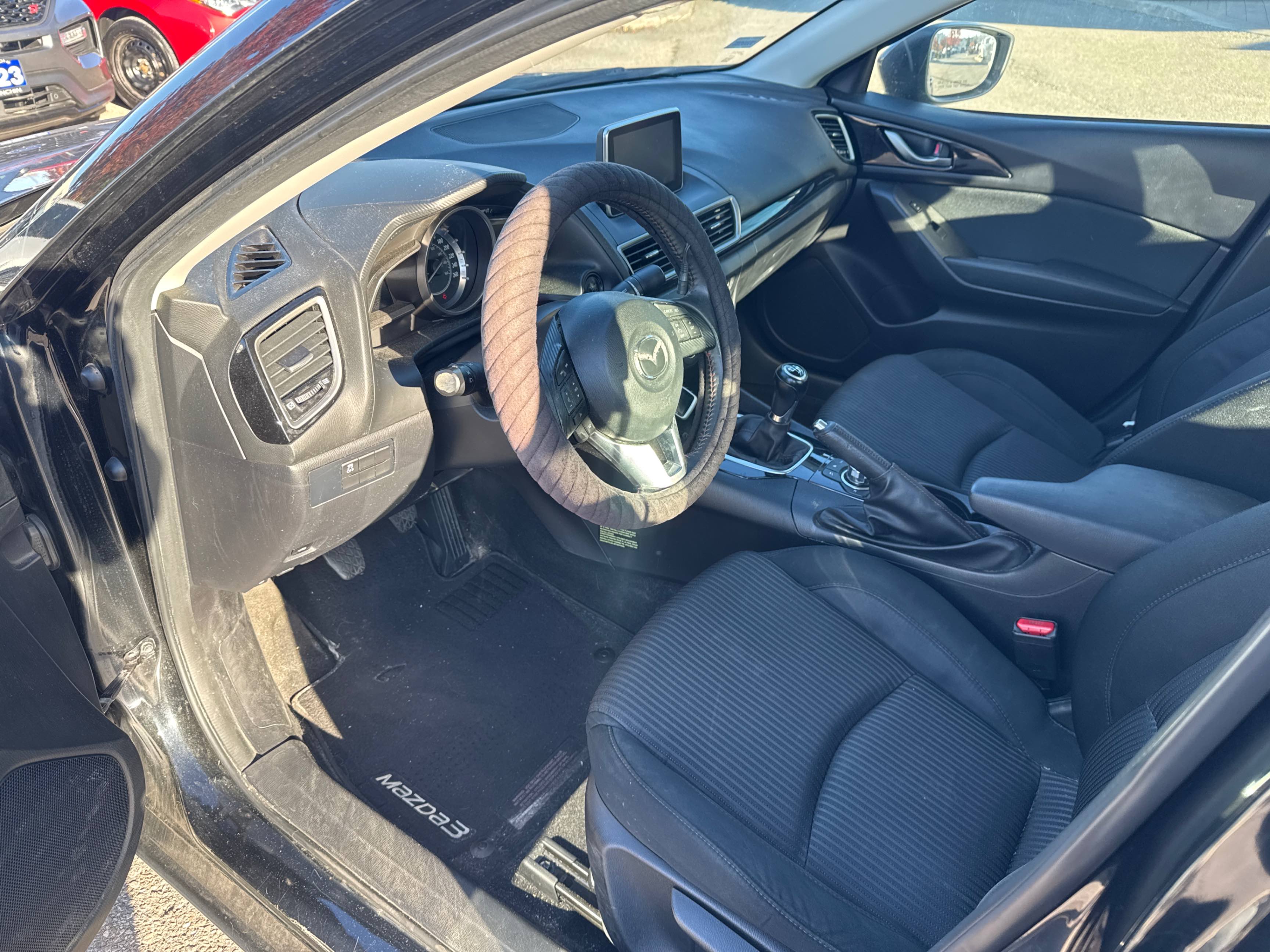 Photo 5 from auction – 2016 MAZDA MAZDA3 GS with VIN 3MZBM1V79GM286461