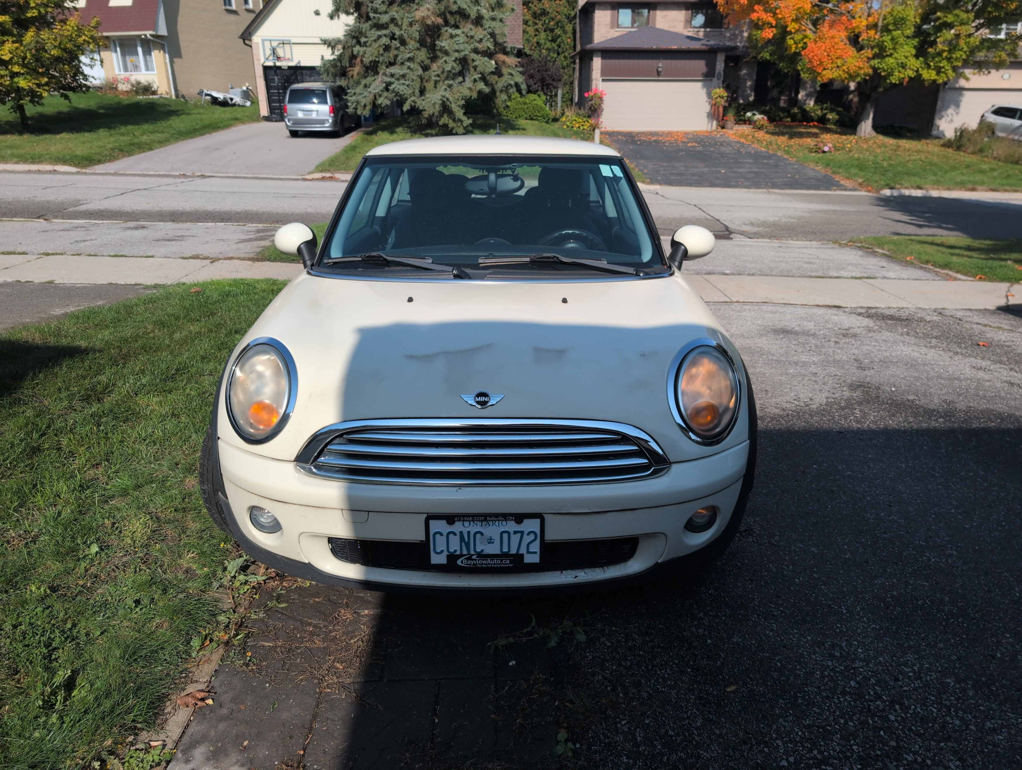 Photo 6 from auction – 2010 MINI COOPER HARDTOP 2DR CPE with VIN WMWMF3C59ATZ66692