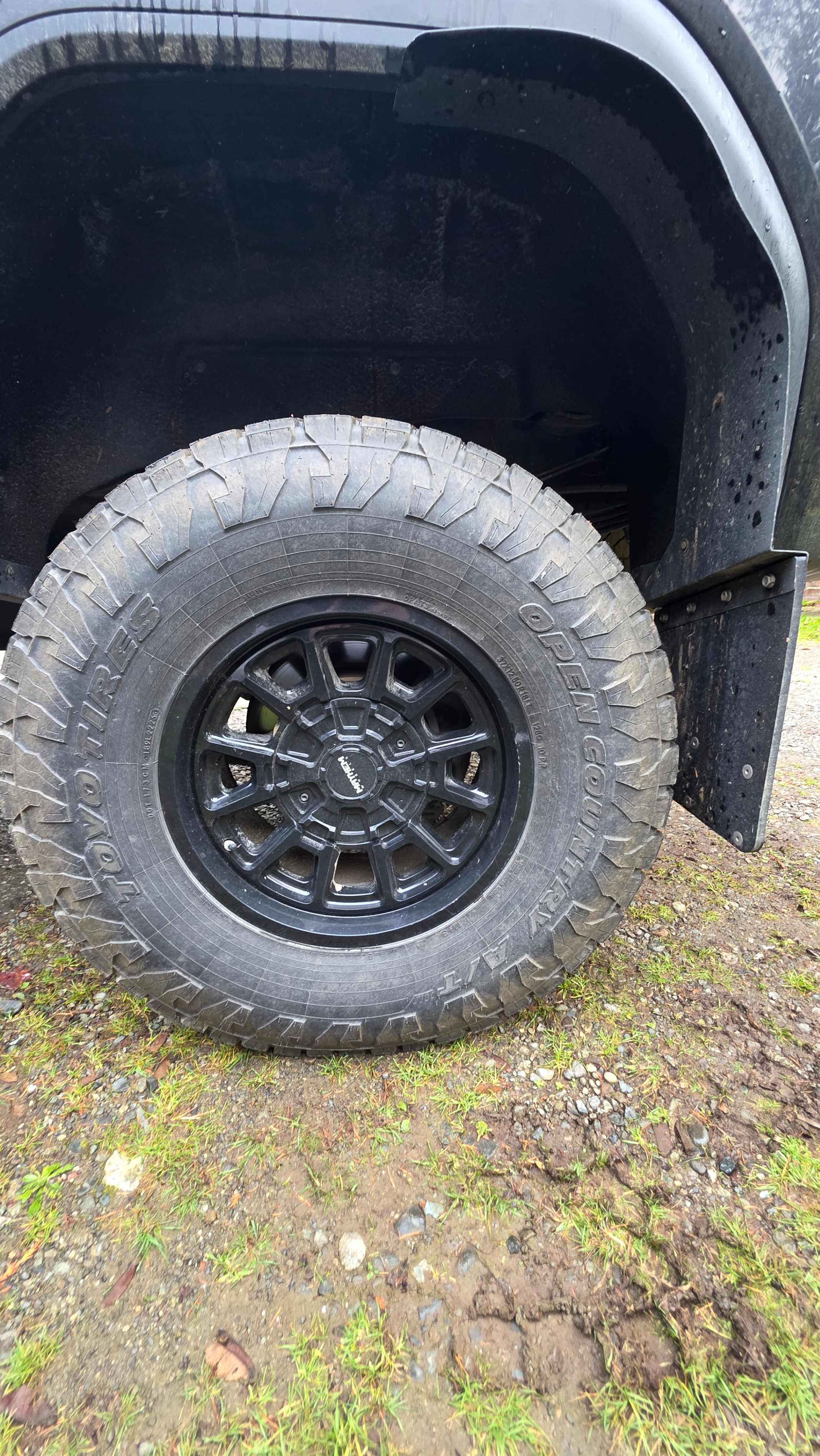 Снимка 7 от търг – 2023 GMC SIERRA 3500HD DENALI с VIN 1GT49WEY8PF168386