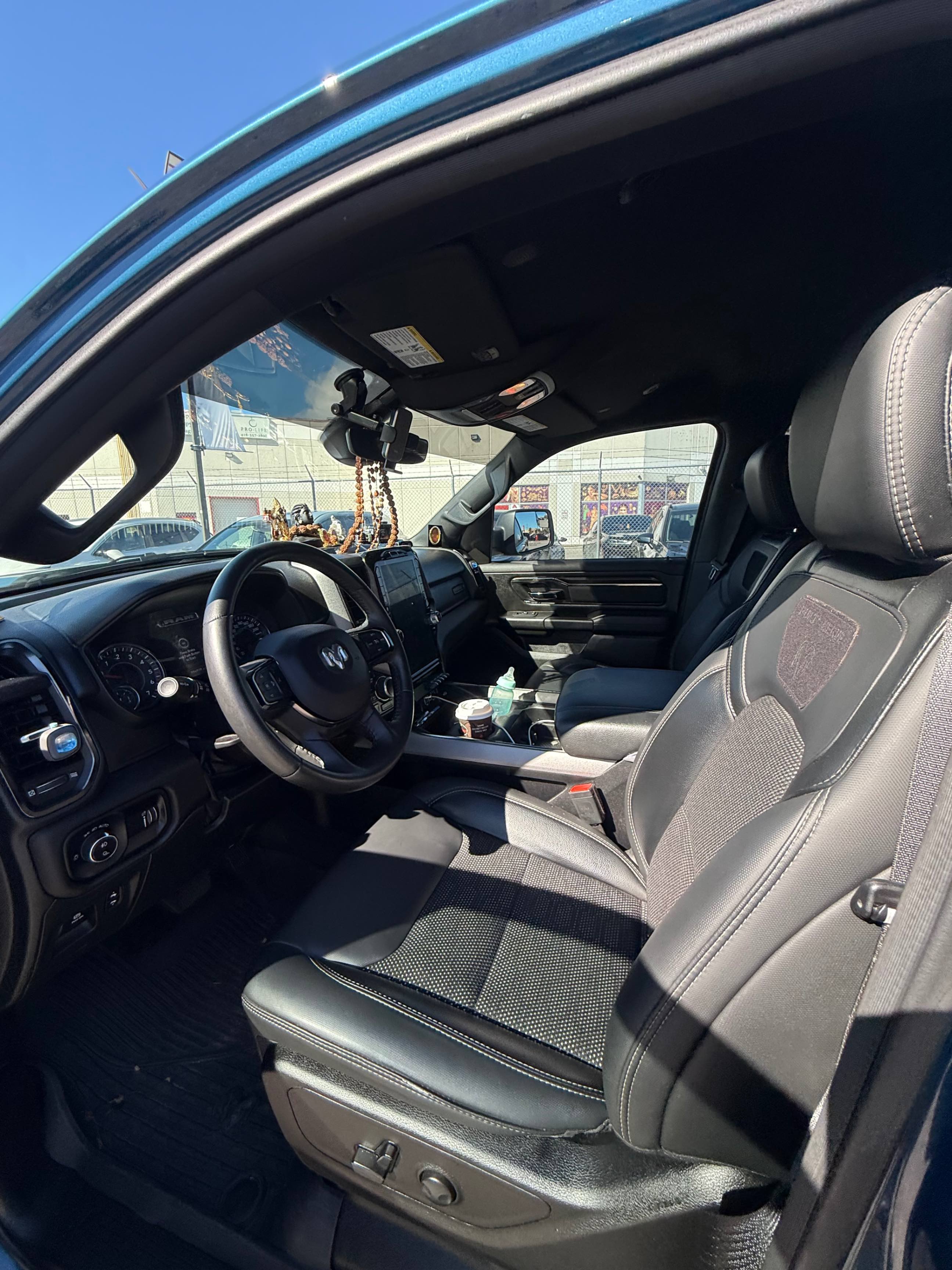 Photo 5 from auction – 2024 RAM 1500 BIG HORN with VIN 1C6SRFFT6RN210211