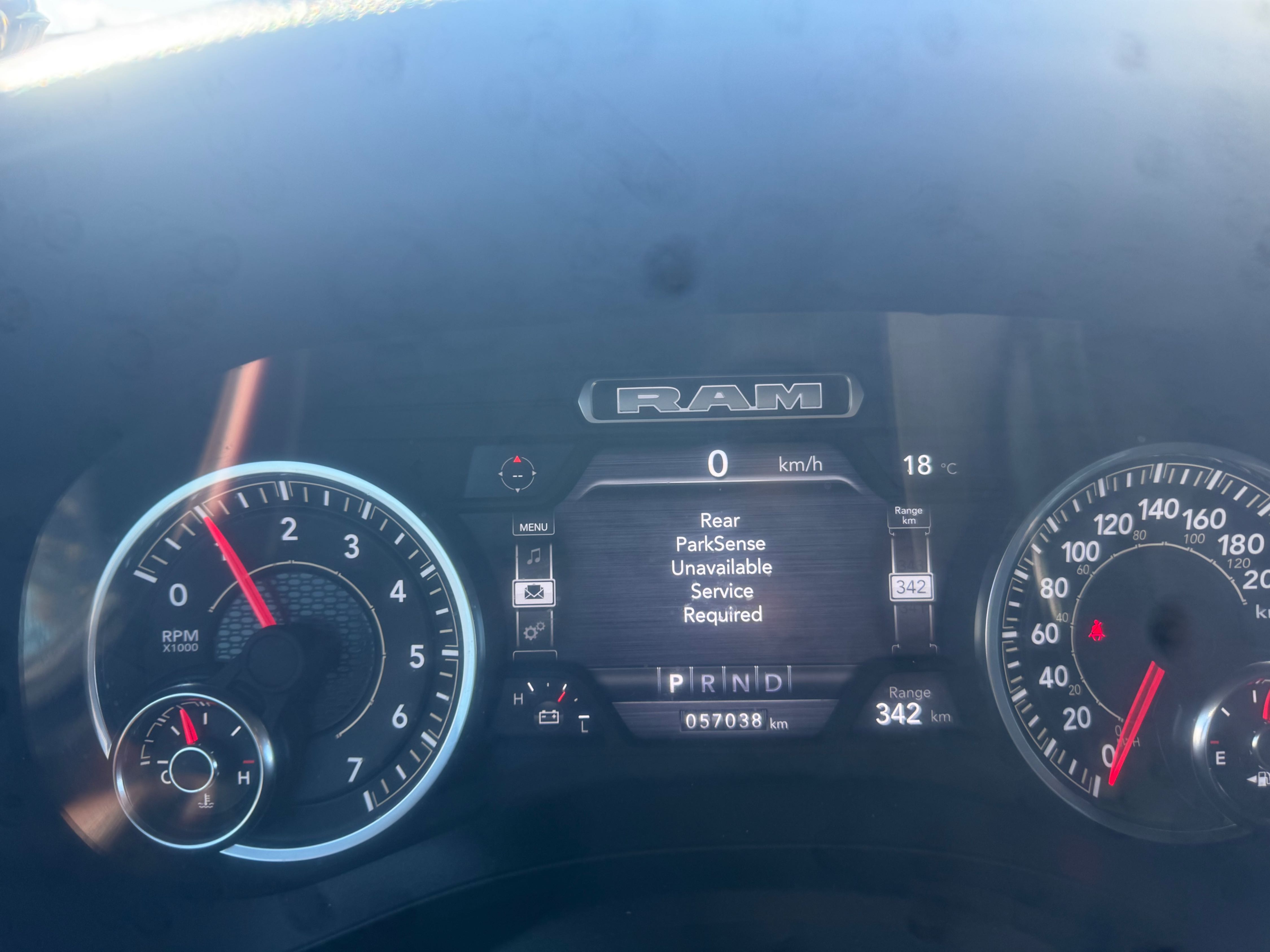 Photo 8 from auction – 2024 RAM 1500 BIG HORN with VIN 1C6SRFFT6RN210211