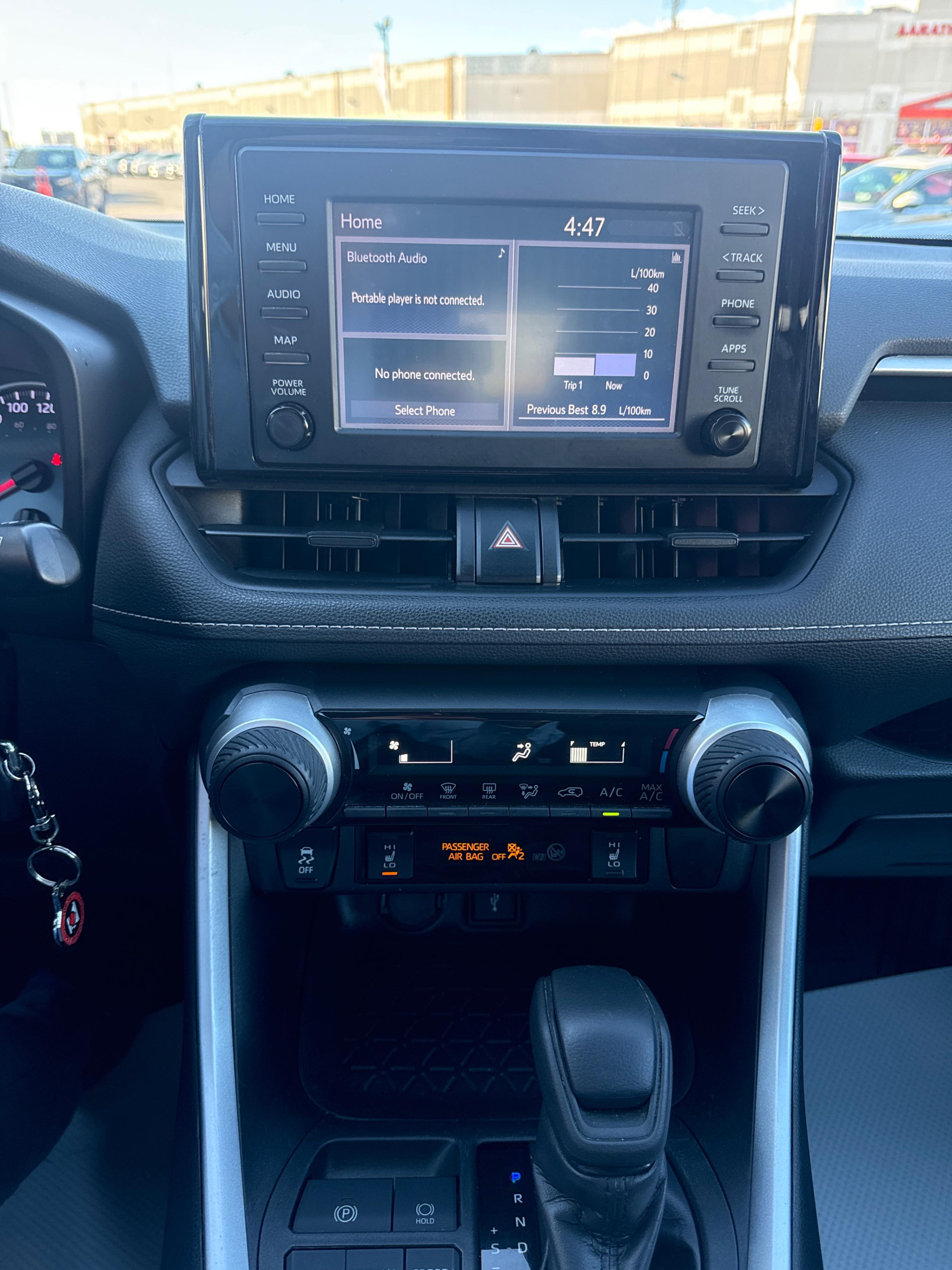 Photo 9 from auction – 2020 TOYOTA RAV4 LE with VIN 2T3B1RFV3LC086466