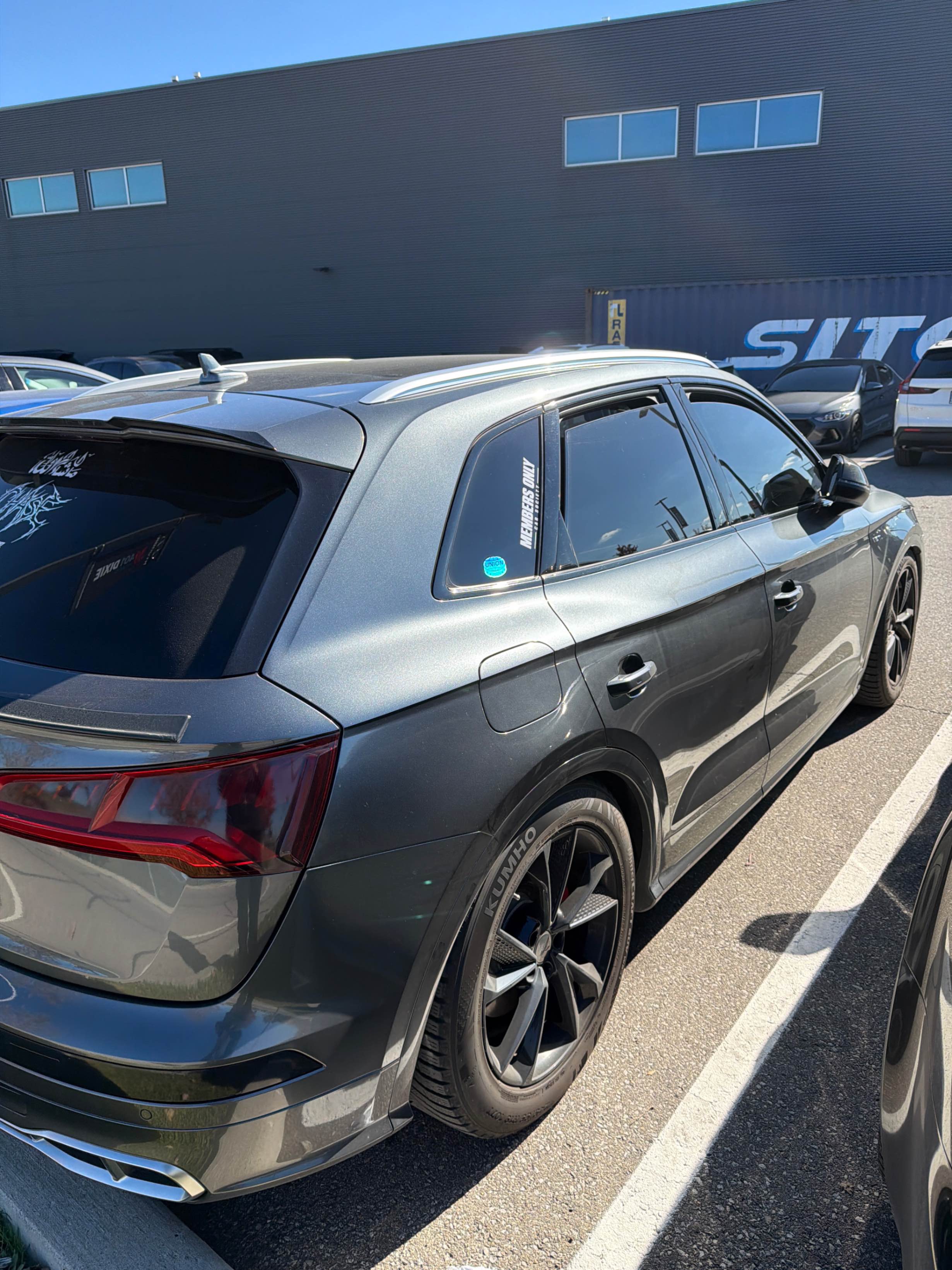 Photo 3 from auction – 2018 AUDI SQ5 TECHNIK with VIN WA1C4AFY6J2153745
