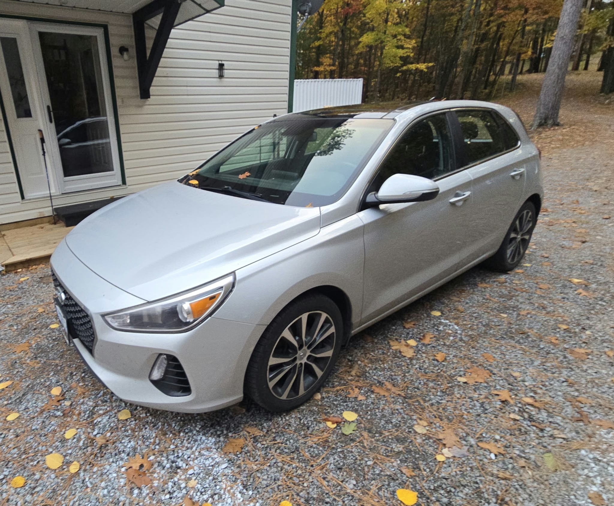 2019 HYUNDAI ELANTRA GT LUXURY - Търг №67E53D