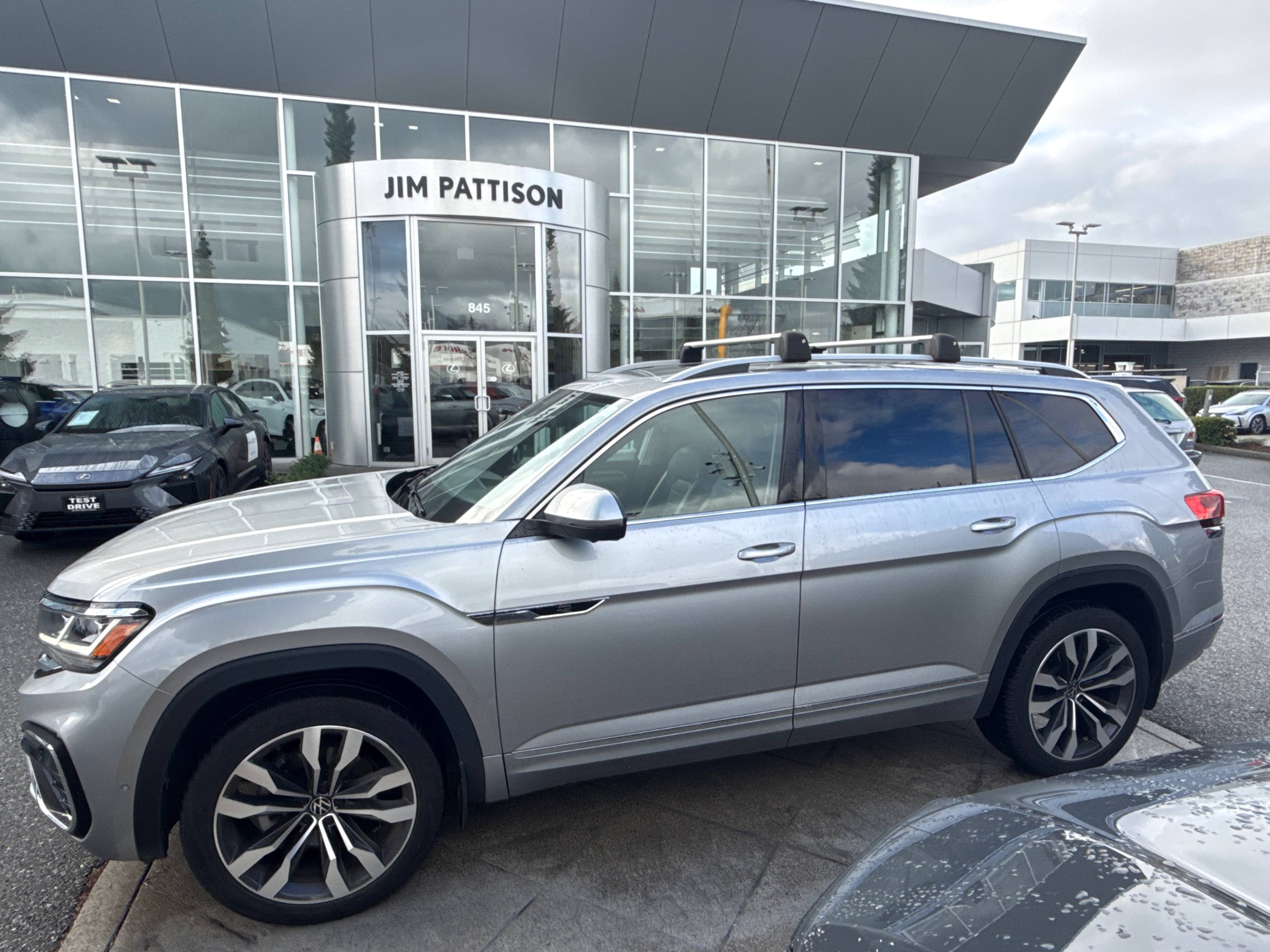 Снимка 2 от търг – 2021 VOLKSWAGEN ATLAS EXECLINE с VIN 1V2FR2CA1MC579289