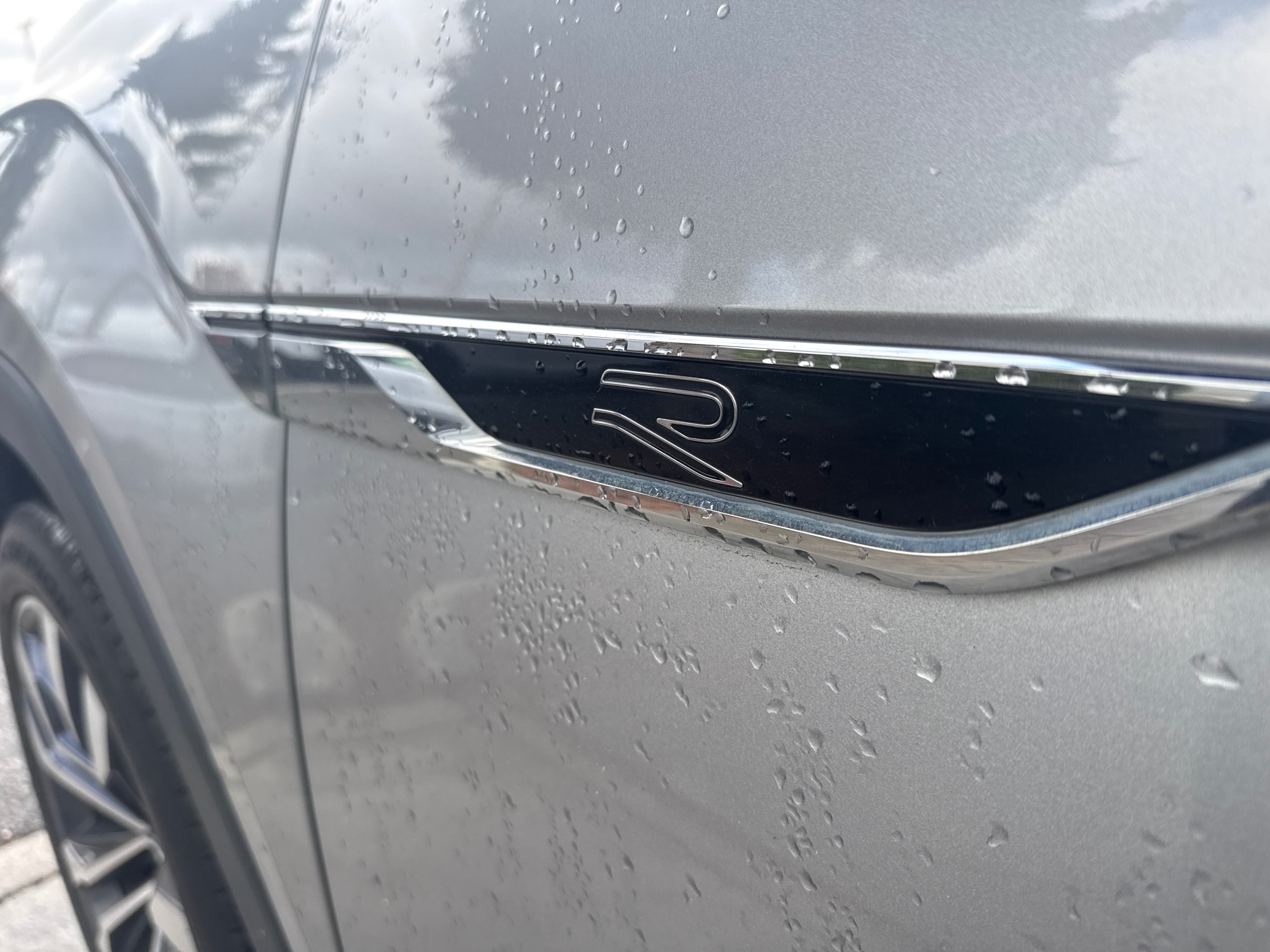 Снимка 13 от търг – 2021 VOLKSWAGEN ATLAS EXECLINE с VIN 1V2FR2CA1MC579289