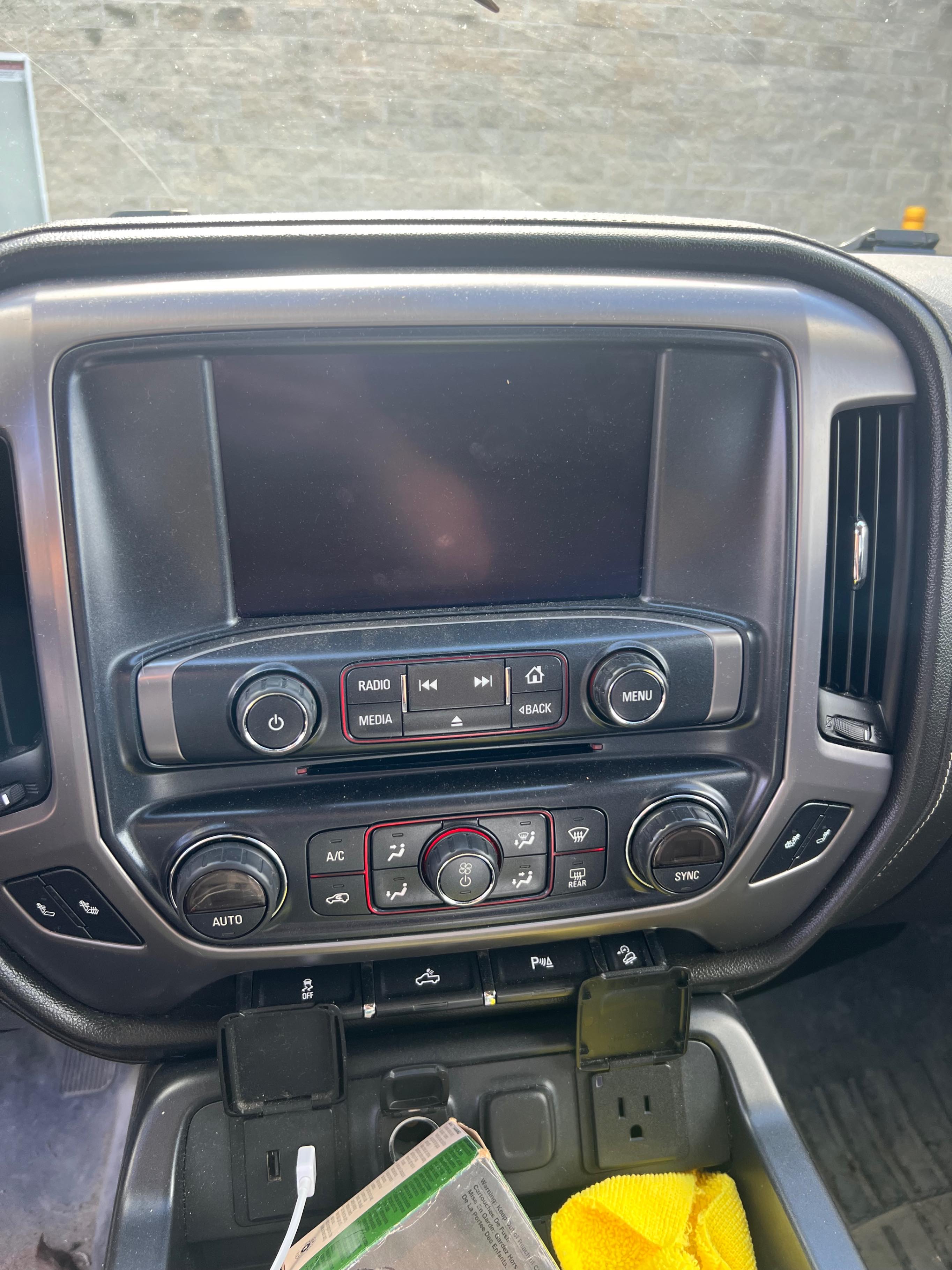 Photo 9 from auction – 2016 GMC SIERRA 1500 SLE with VIN 3GTU2MECXGG177747