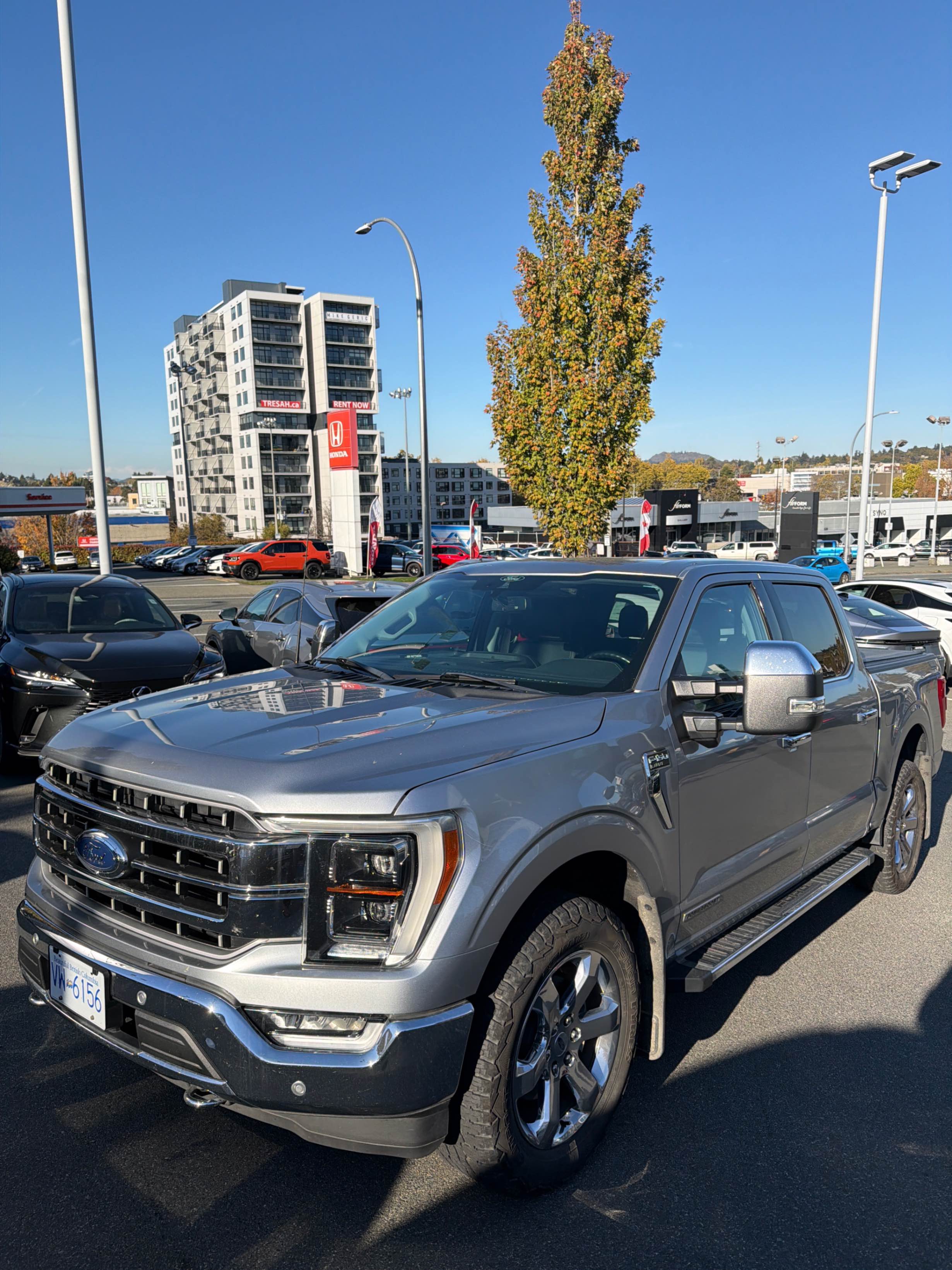 FORD F-150 4WD SUPERCREW BOX 2022 с VIN 1FTFW1ED8NFA37179 - Снимка от търг