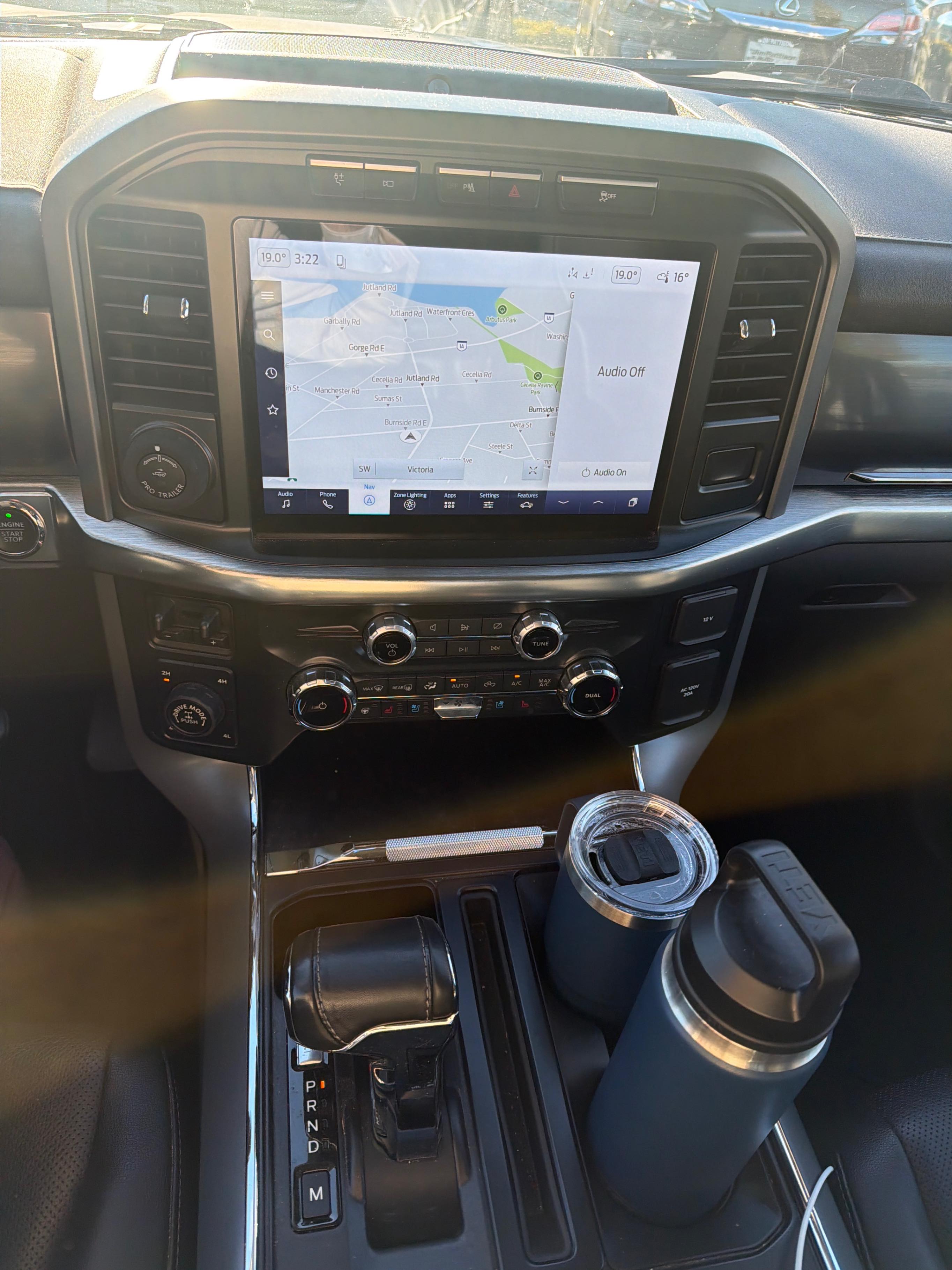 Снимка 9 от търг – 2022 FORD F-150 4WD SUPERCREW BOX с VIN 1FTFW1ED8NFA37179
