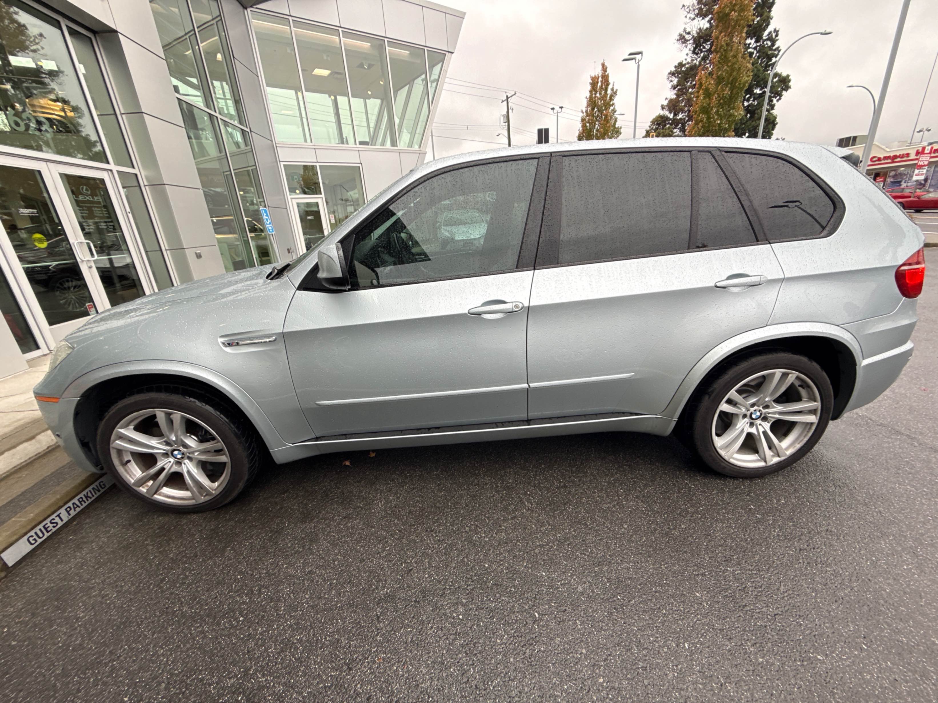 Снимка 2 от търг – 2012 BMW X5 M AWD 4DR с VIN 5YMGY0C50CLK27651