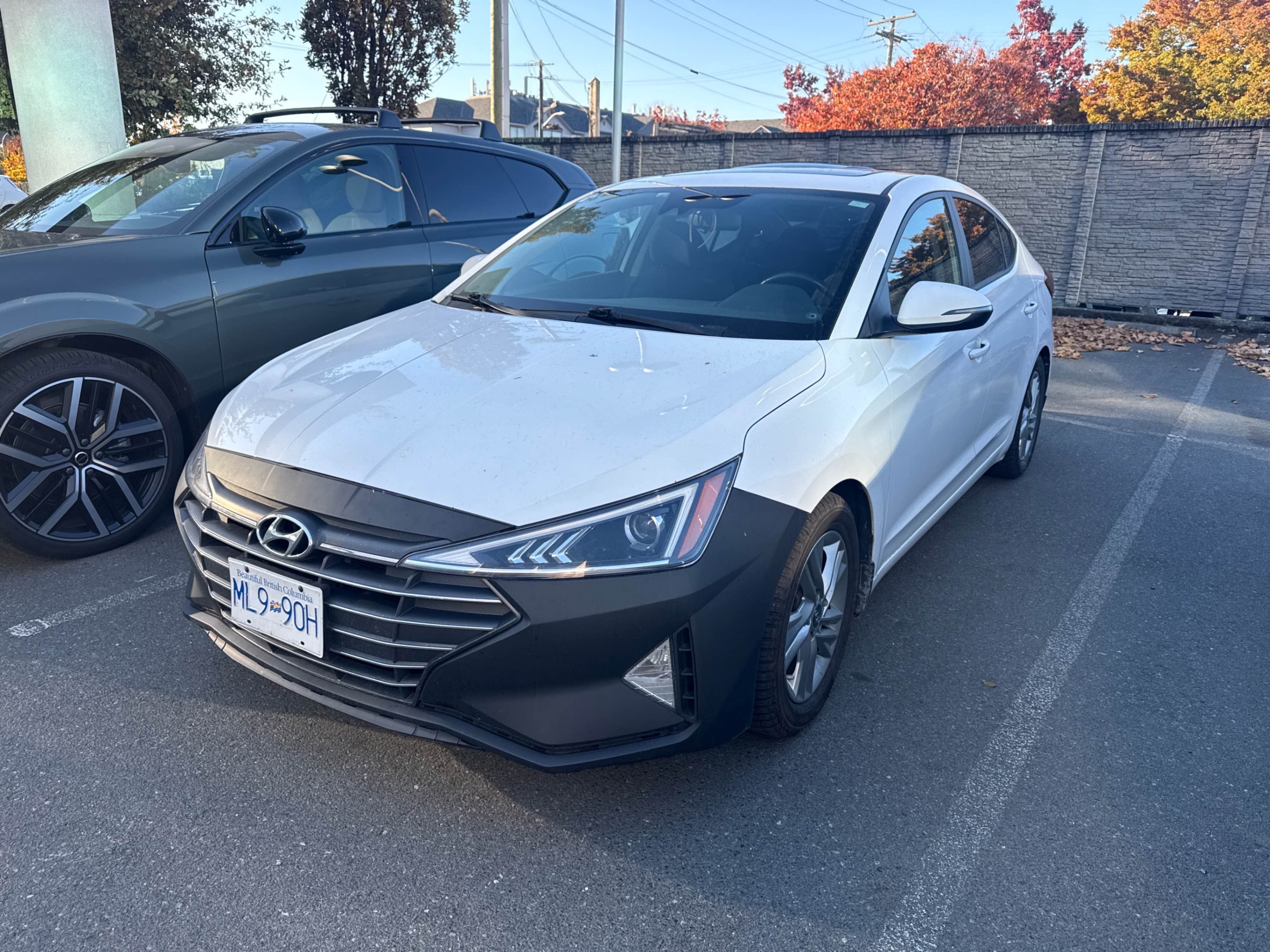 HYUNDAI ELANTRA PREFERRED W/SUN & SAFETY PACKAGE IVT 2020 с VIN KMHD84LF3LU946460 - Снимка от търг