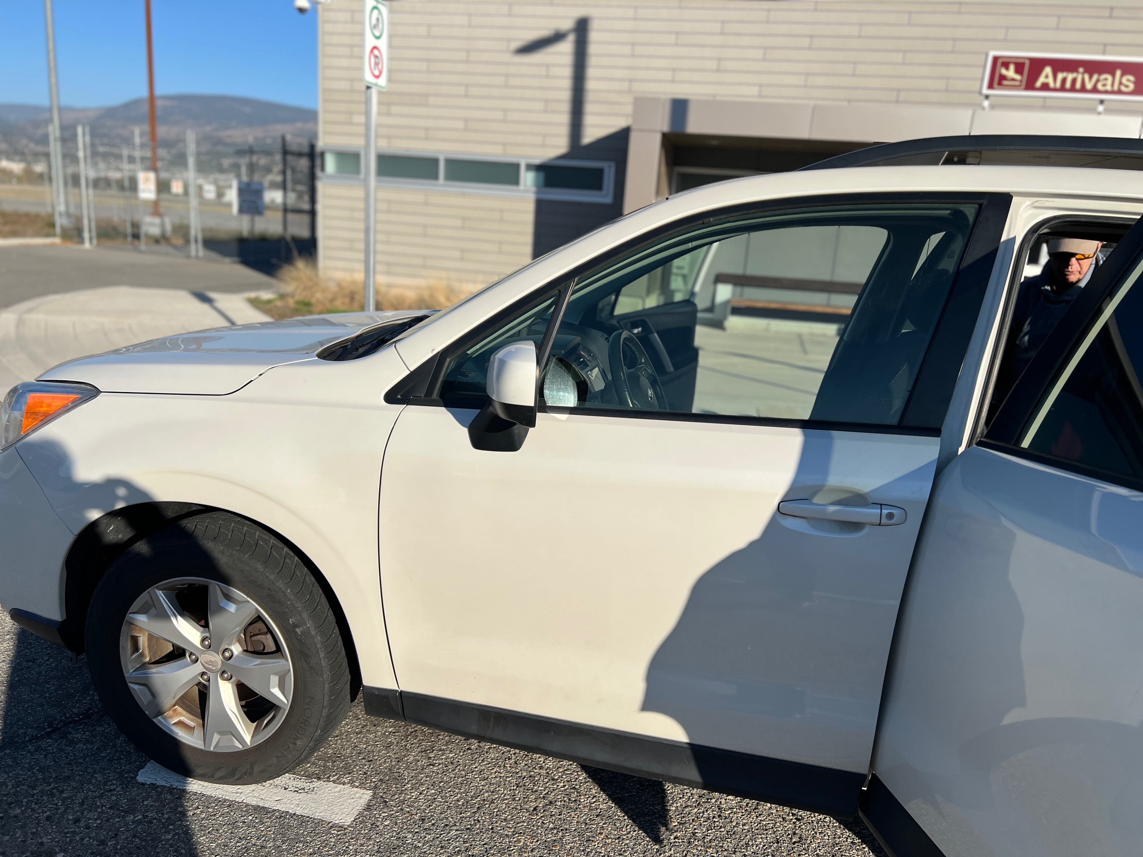 Photo 7 from auction – 2015 SUBARU FORESTER I TOURING with VIN JF2SJCHC3FH472663