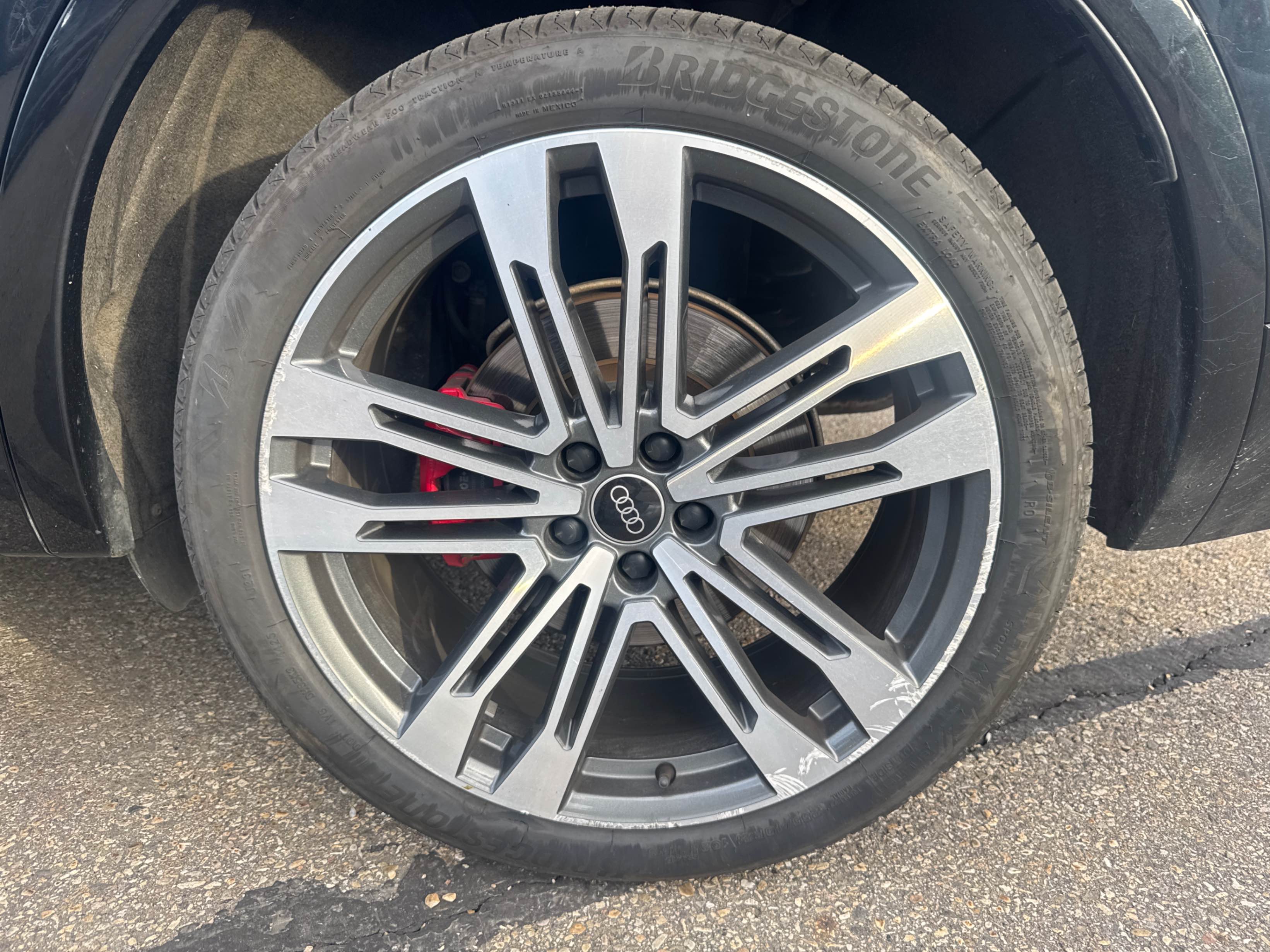 Photo 13 from auction – 2023 AUDI SQ5 PROGRESSIV with VIN WA1A4AFY9P2034765