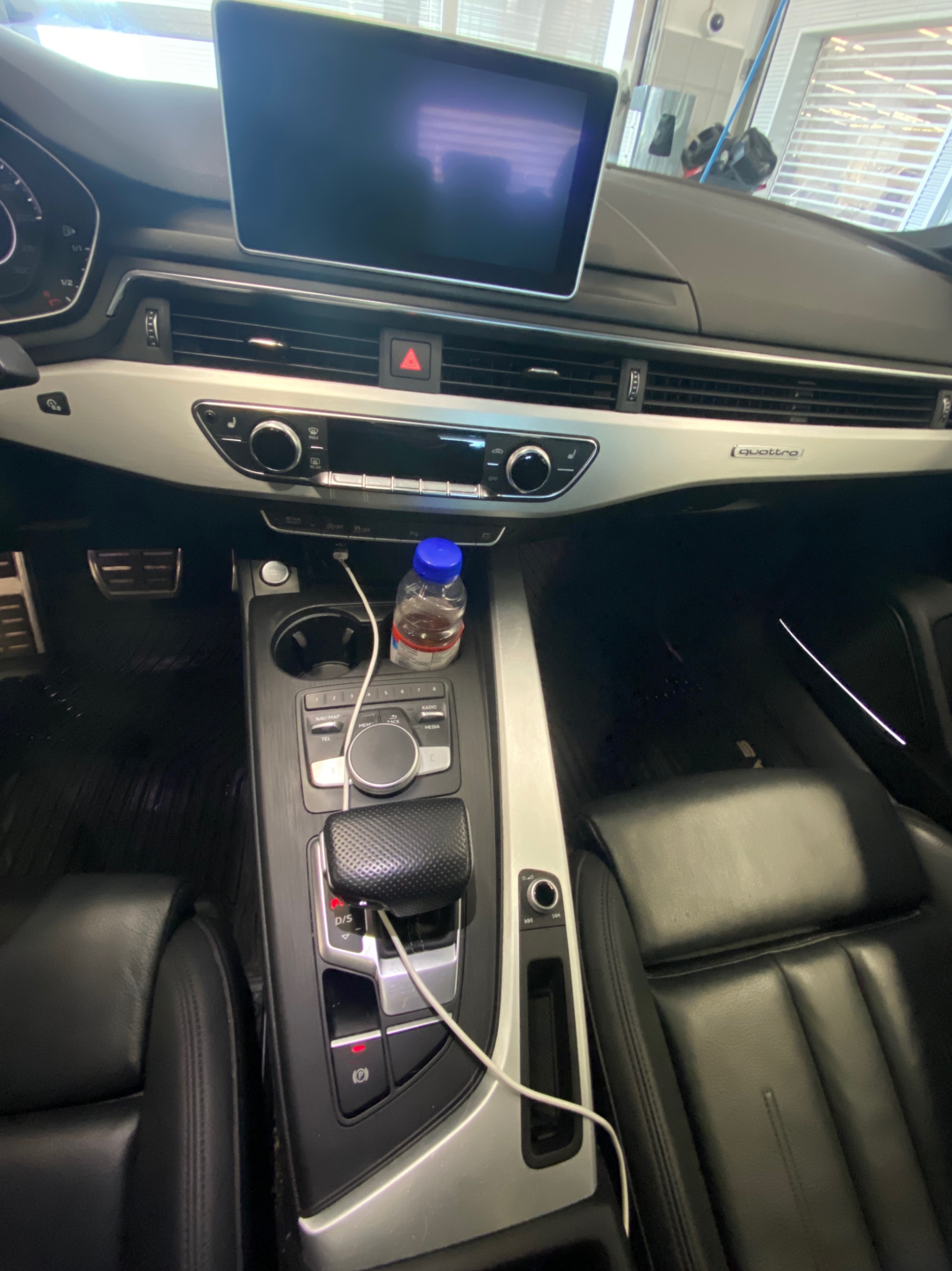Photo 9 from auction – 2018 AUDI A5 SPORTBACK TECHNIK with VIN WAUFNCF51JA086086