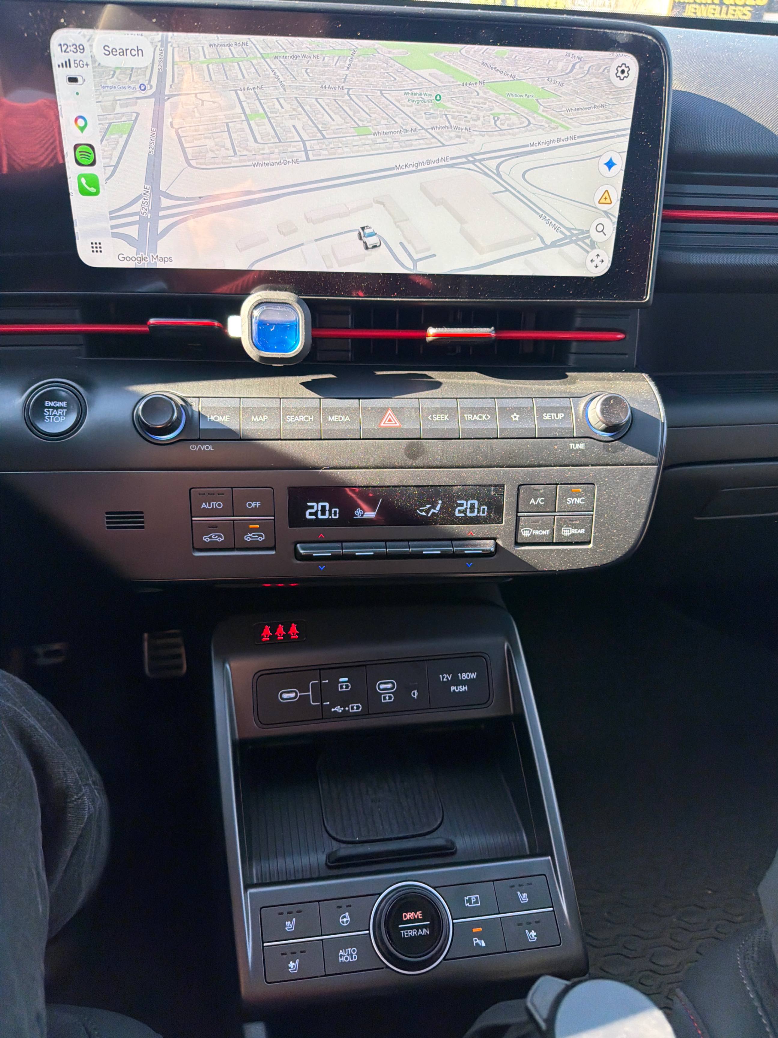 Снимка 9 от търг – 2026 HYUNDAI KONA N LINE ULTIMATE с VIN KM8HECA31TU480895