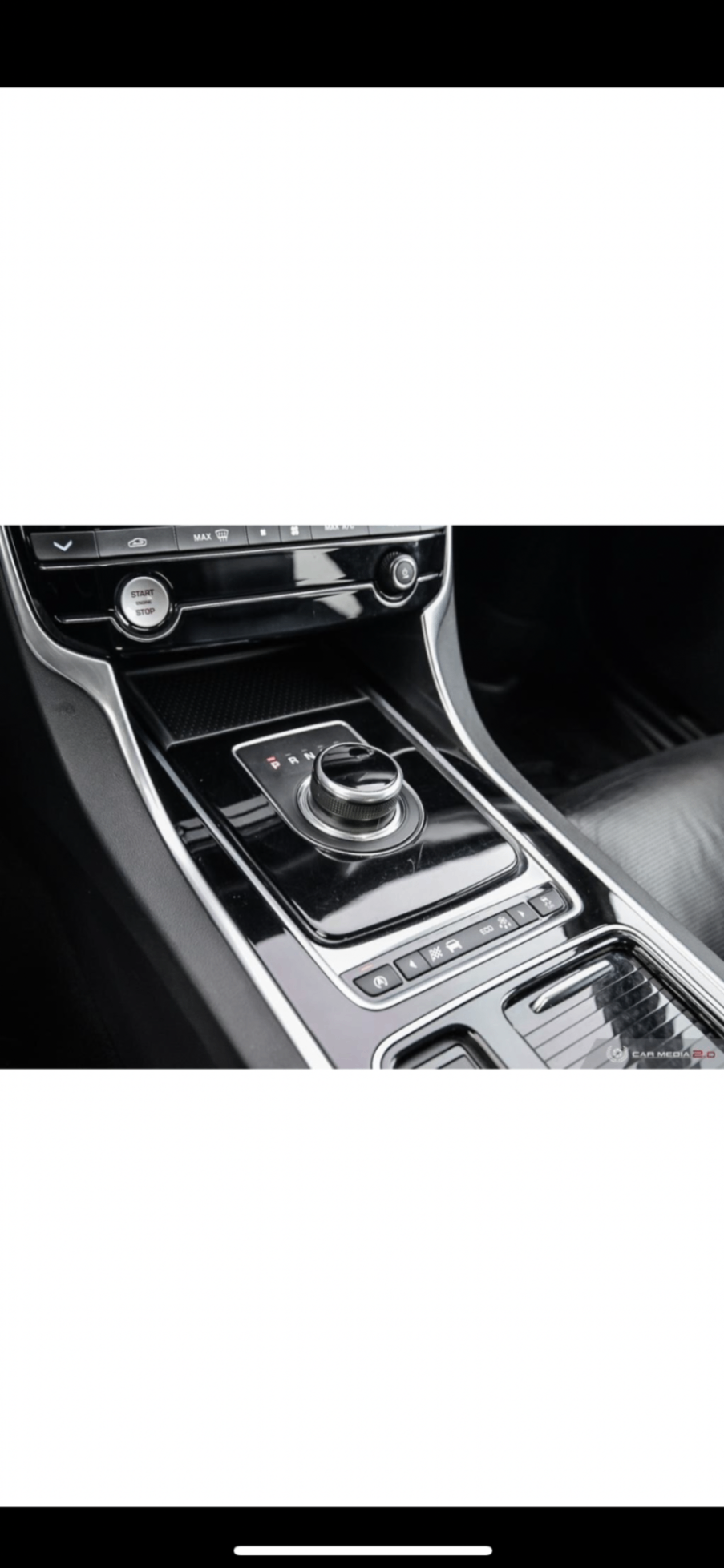 Снимка 9 от търг – 2017 JAGUAR XF 20D R-SPORT с VIN SAJBL4BN3HCY42892