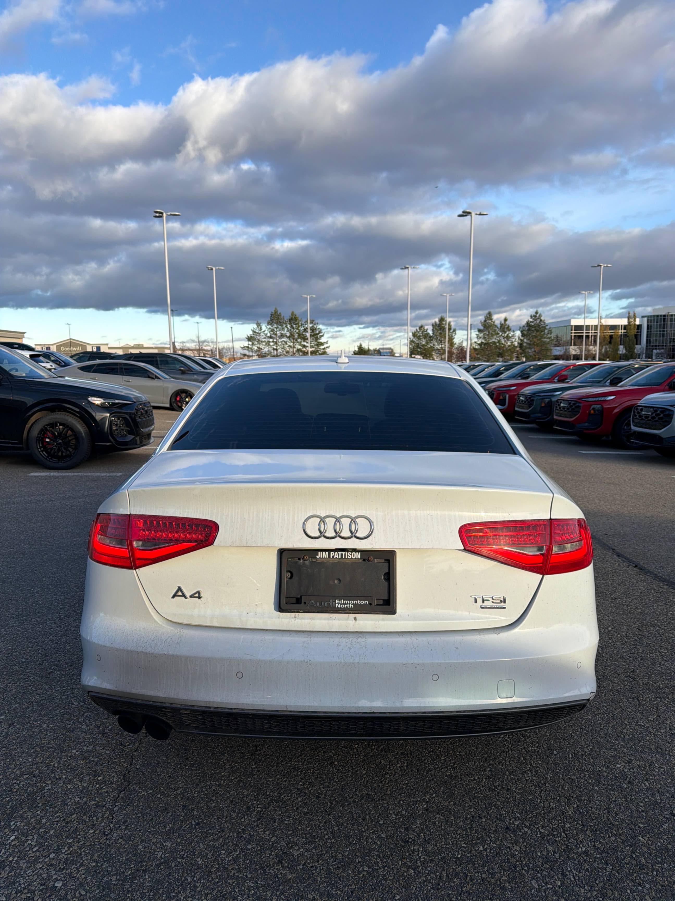 Снимка 4 от търг – 2015 AUDI A4 PROGRESSIV PLUS с VIN WAUFFCFL2FN000912