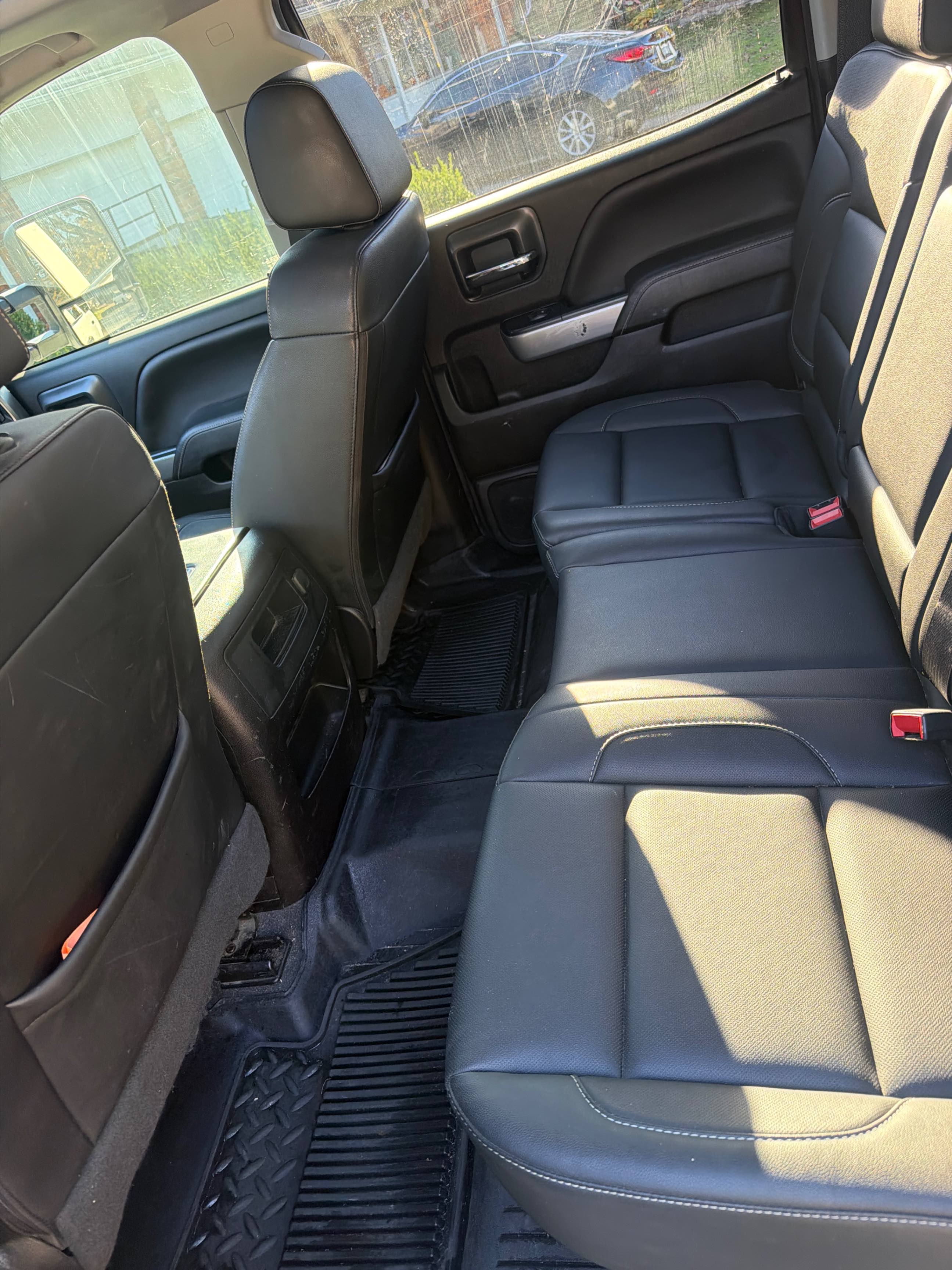 Снимка 12 от търг – 2019 CHEVROLET SILVERADO 2500HD LTZ с VIN 1GC1KTEY0KF142198