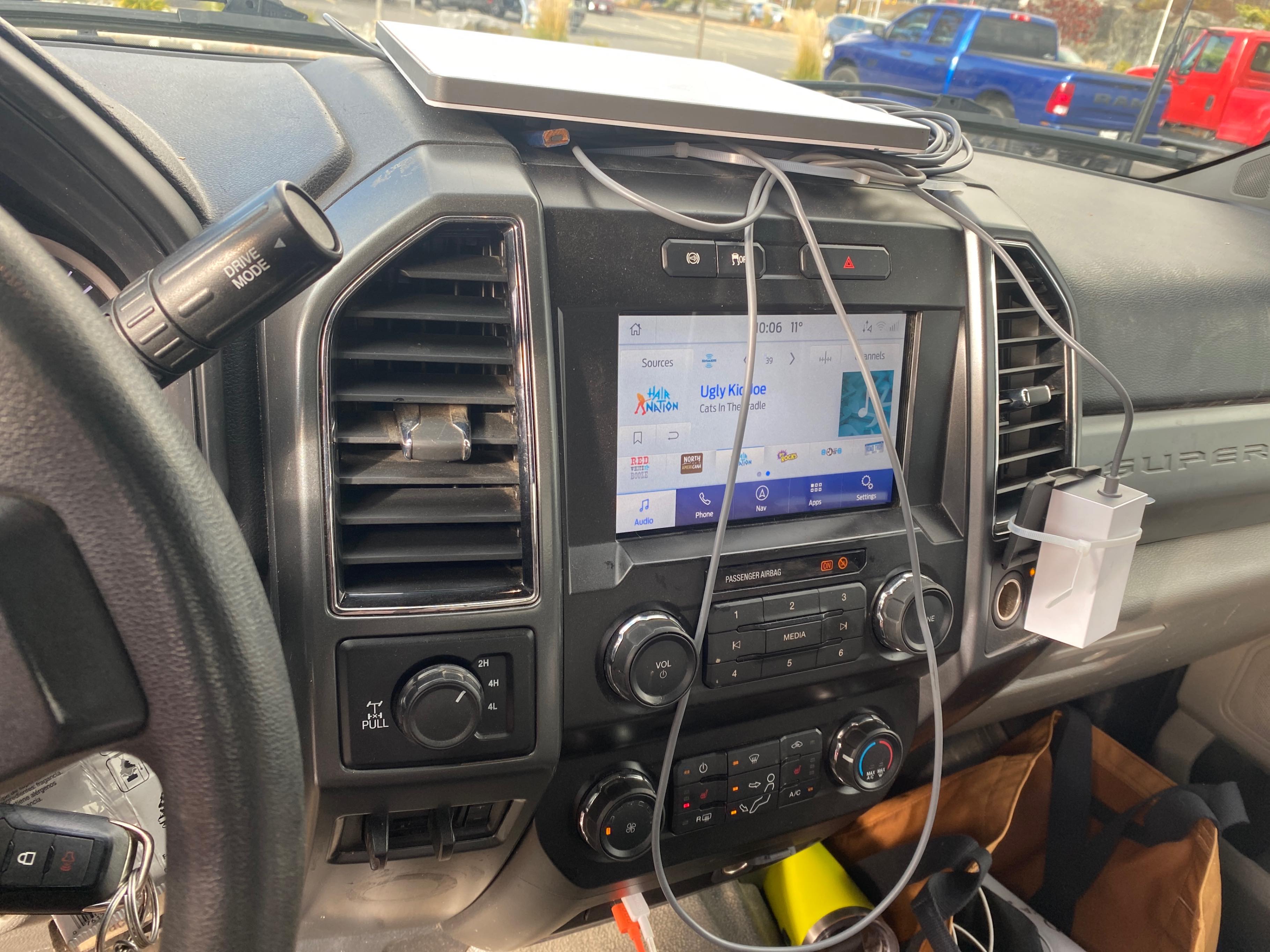 Снимка 9 от търг – 2022 FORD SUPER DUTY F-250 SRW 4WD CREW CAB BOX с VIN 1FT7W2BT4NEC53039