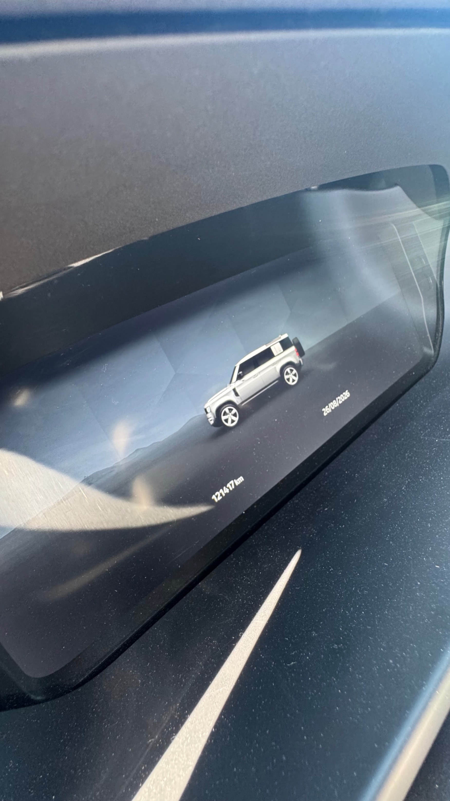 Снимка 8 от търг – 2023 LAND ROVER DEFENDER 75TH EDITION с VIN SALEW7EU7P2193215