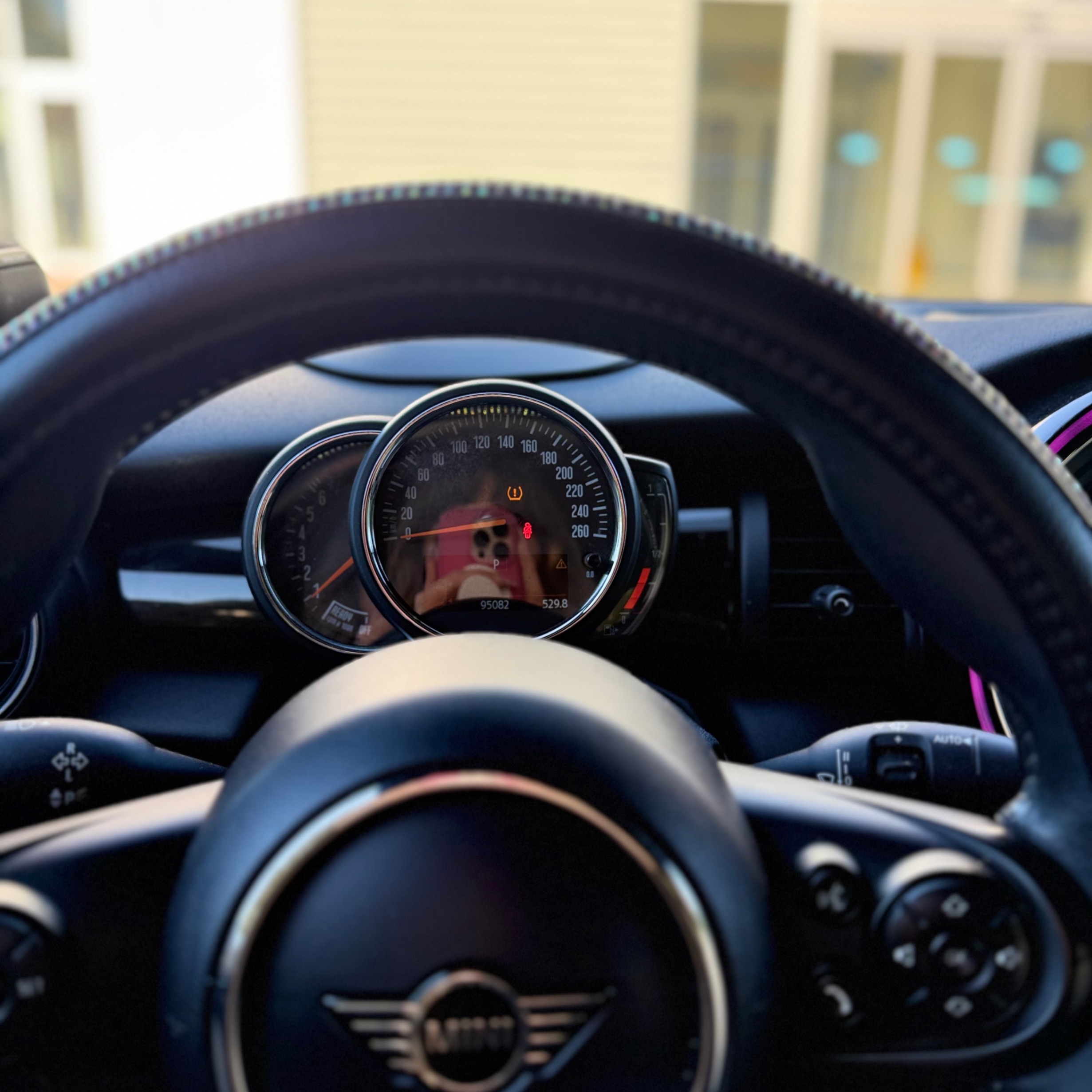 Photo 8 from auction – 2019 MINI CONVERTIBLE COOPER S with VIN WMWWG9C50K3E41646