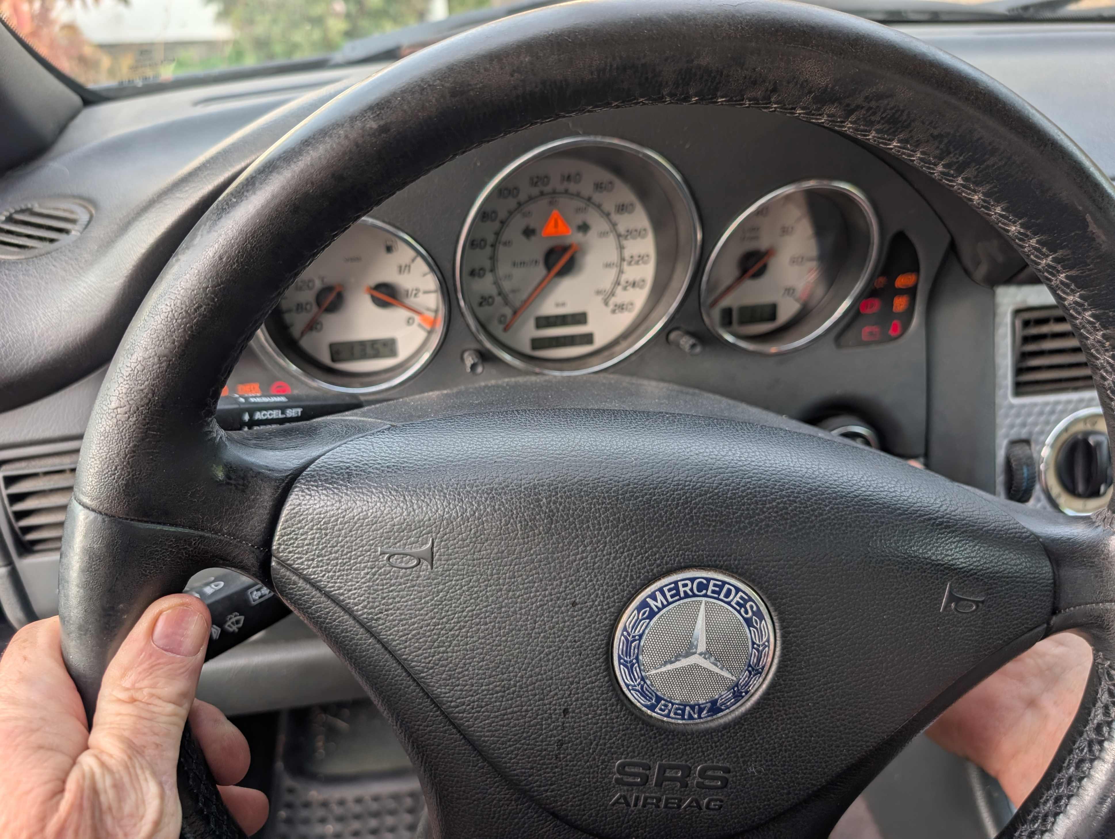 Снимка 8 от търг – 2002 MERCEDES-BENZ SLK-CLASS 2DR KOMPRESSOR ROADSTER 2.3L с VIN WDBKK49F32F265155