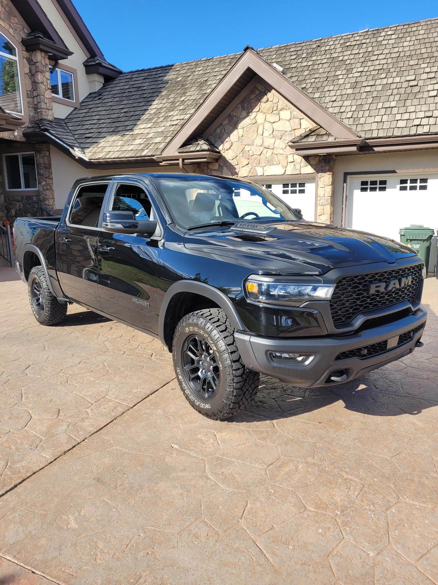 Photo 6 from auction – 2025 RAM 1500 REBEL with VIN 1C6SRFLP2SN595327