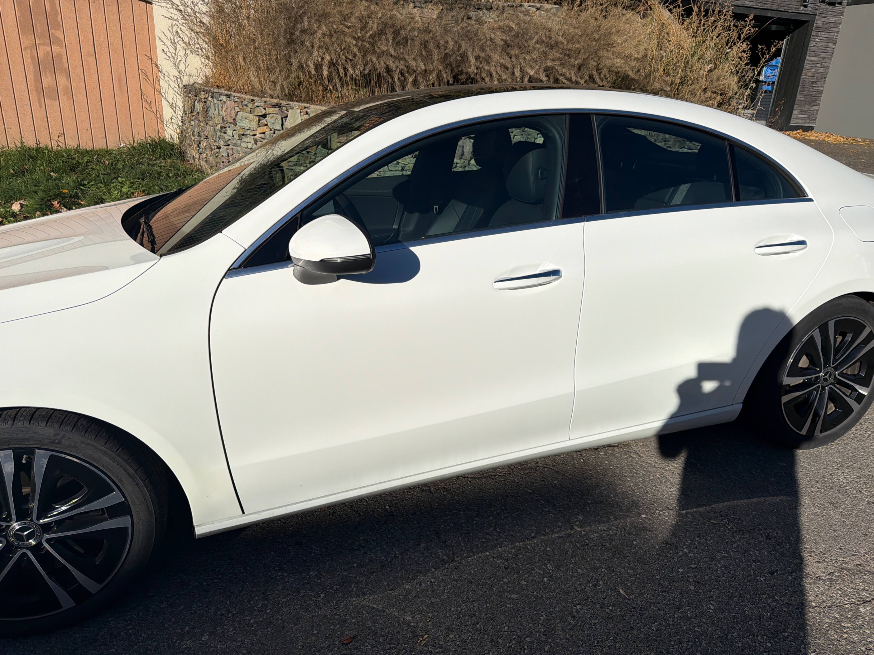 Снимка 2 от търг – 2025 MERCEDES-BENZ CLA CLA 250 с VIN W1K5J4HB8SN521396