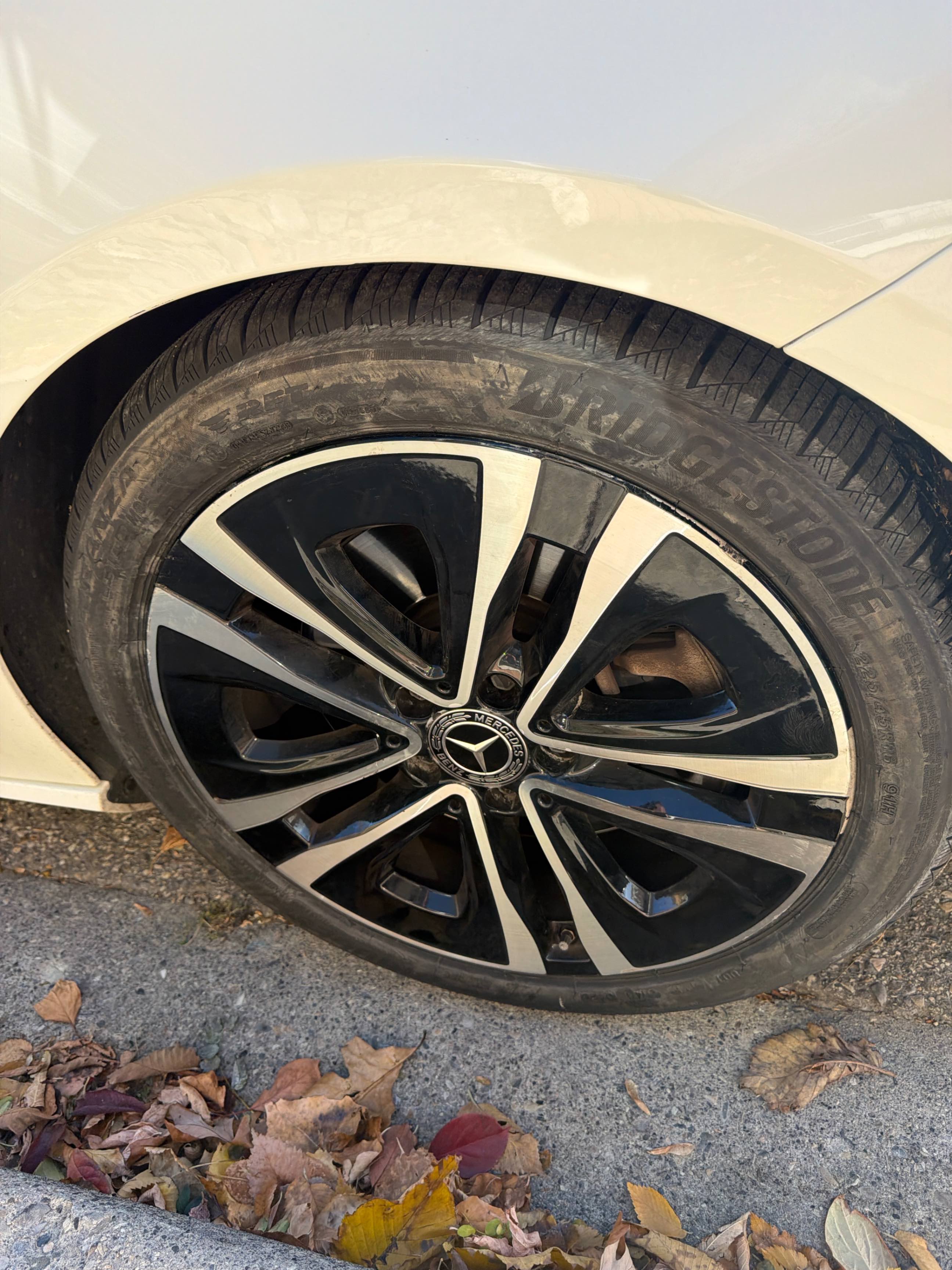 Снимка 7 от търг – 2025 MERCEDES-BENZ CLA CLA 250 с VIN W1K5J4HB8SN521396