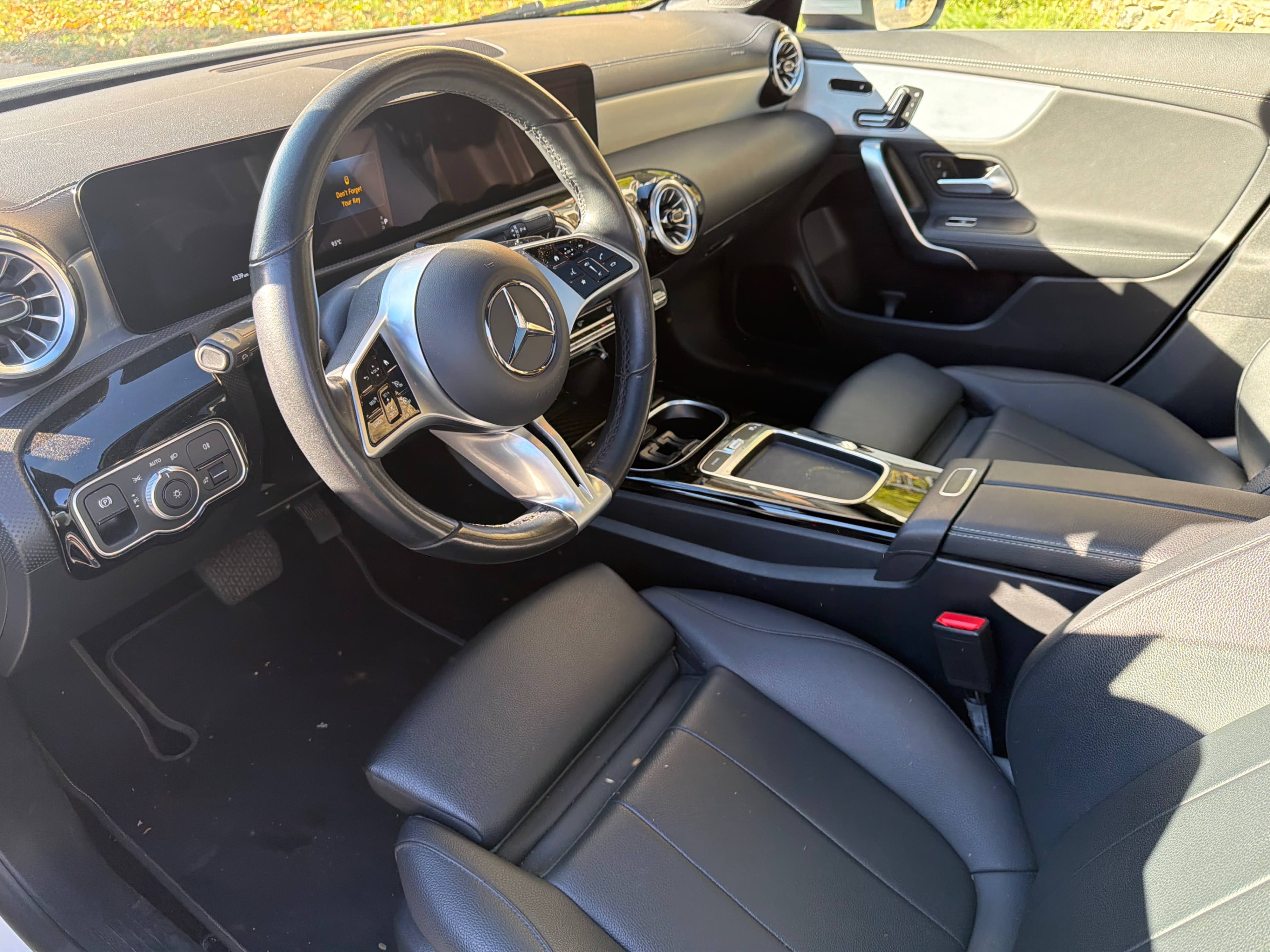 Снимка 5 от търг – 2025 MERCEDES-BENZ CLA CLA 250 с VIN W1K5J4HB8SN521396