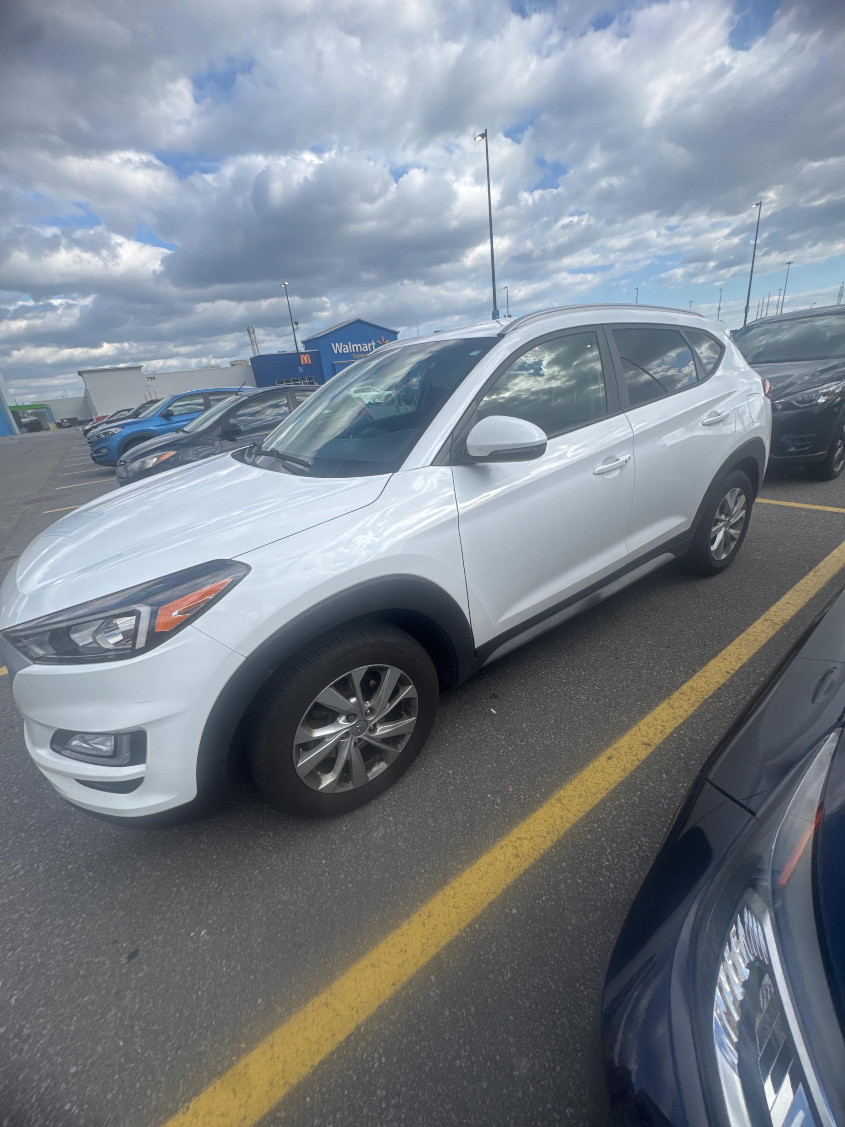 Photo 2 from auction – 2020 HYUNDAI TUCSON PREFERRED with VIN KM8J3CA41LU232288