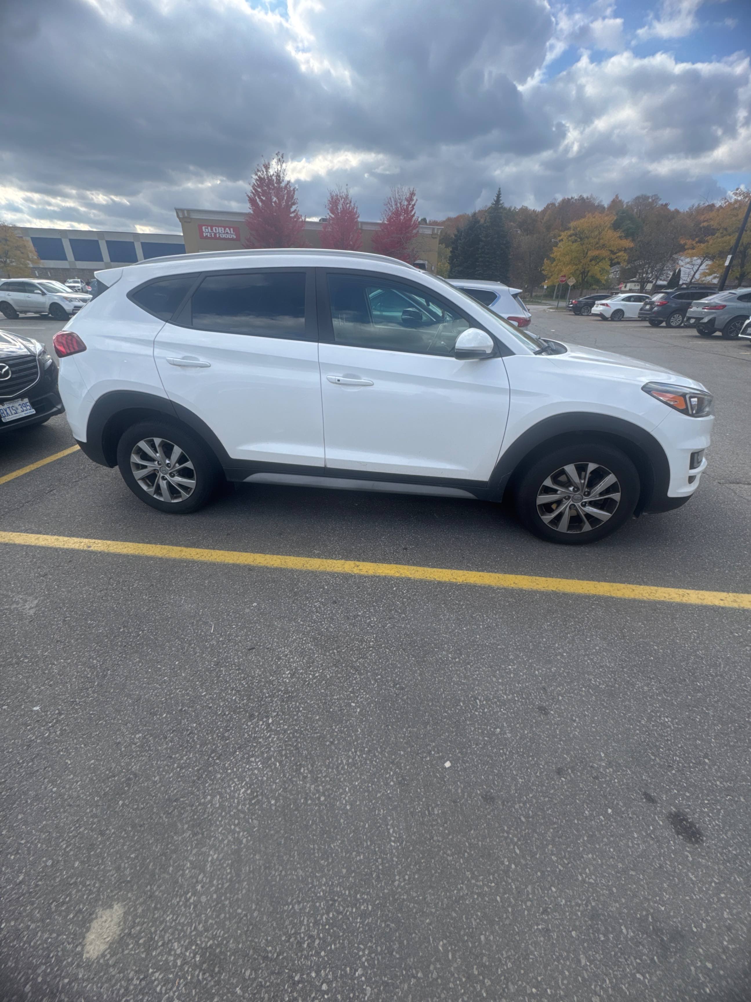 Photo 3 from auction – 2020 HYUNDAI TUCSON PREFERRED with VIN KM8J3CA41LU232288