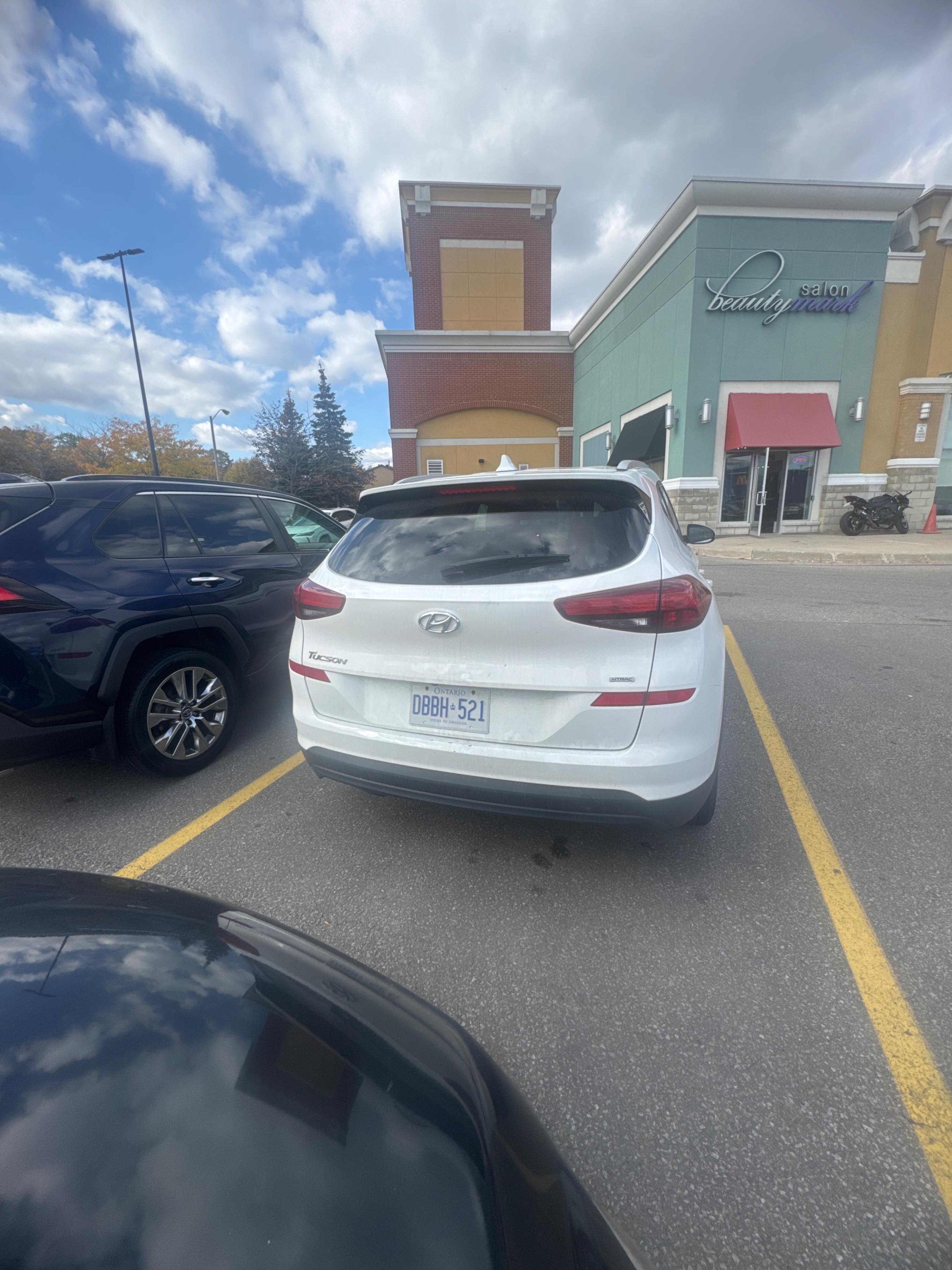 Photo 4 from auction – 2020 HYUNDAI TUCSON PREFERRED with VIN KM8J3CA41LU232288