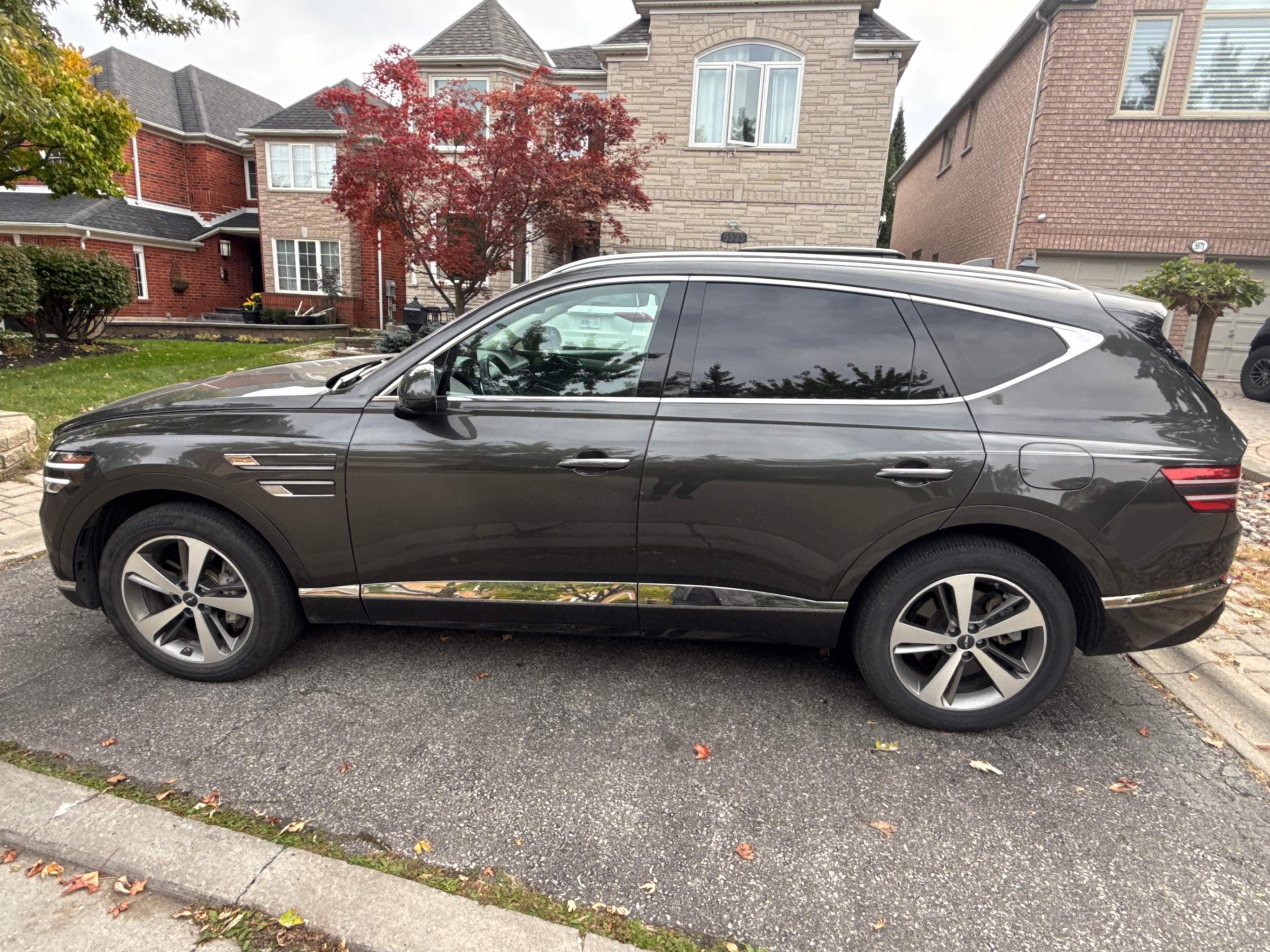 Снимка 2 от търг – 2024 GENESIS GV80 2.5T ADVANCED с VIN KMUHBDSB1RU187044