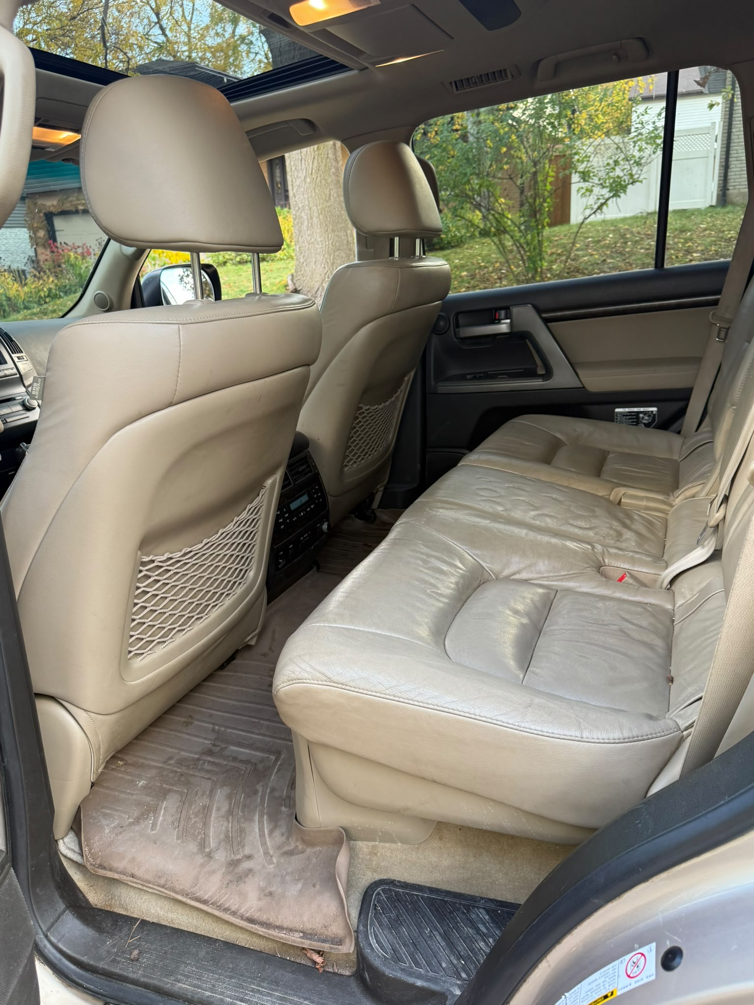 Снимка 11 от търг – 2010 TOYOTA LAND CRUISER 4DR 4WD (NATL) с VIN JTMHY7AJXA5005349