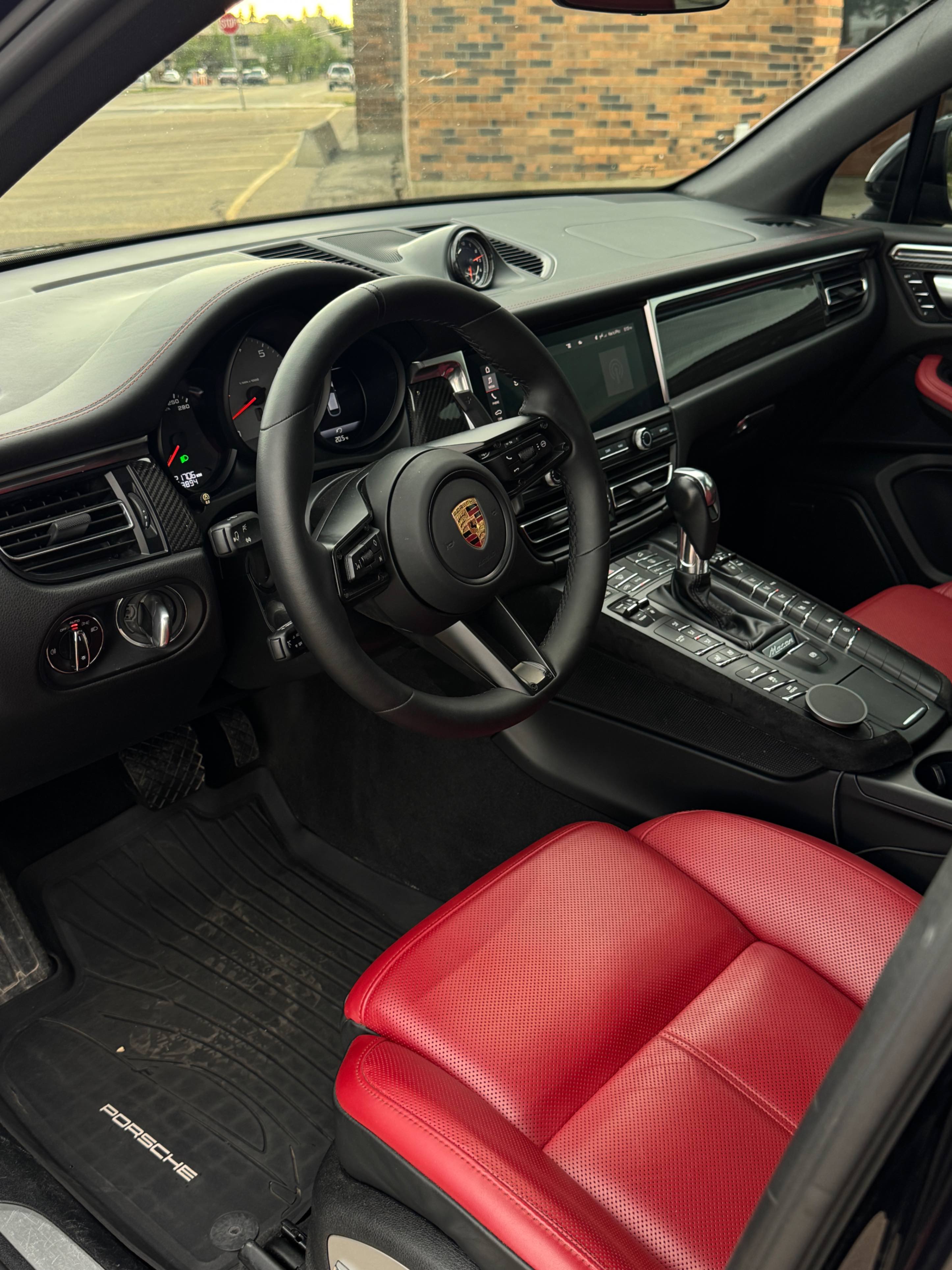 Photo 5 from auction – 2020 PORSCHE MACAN S with VIN WP1AB2A56LLB32184