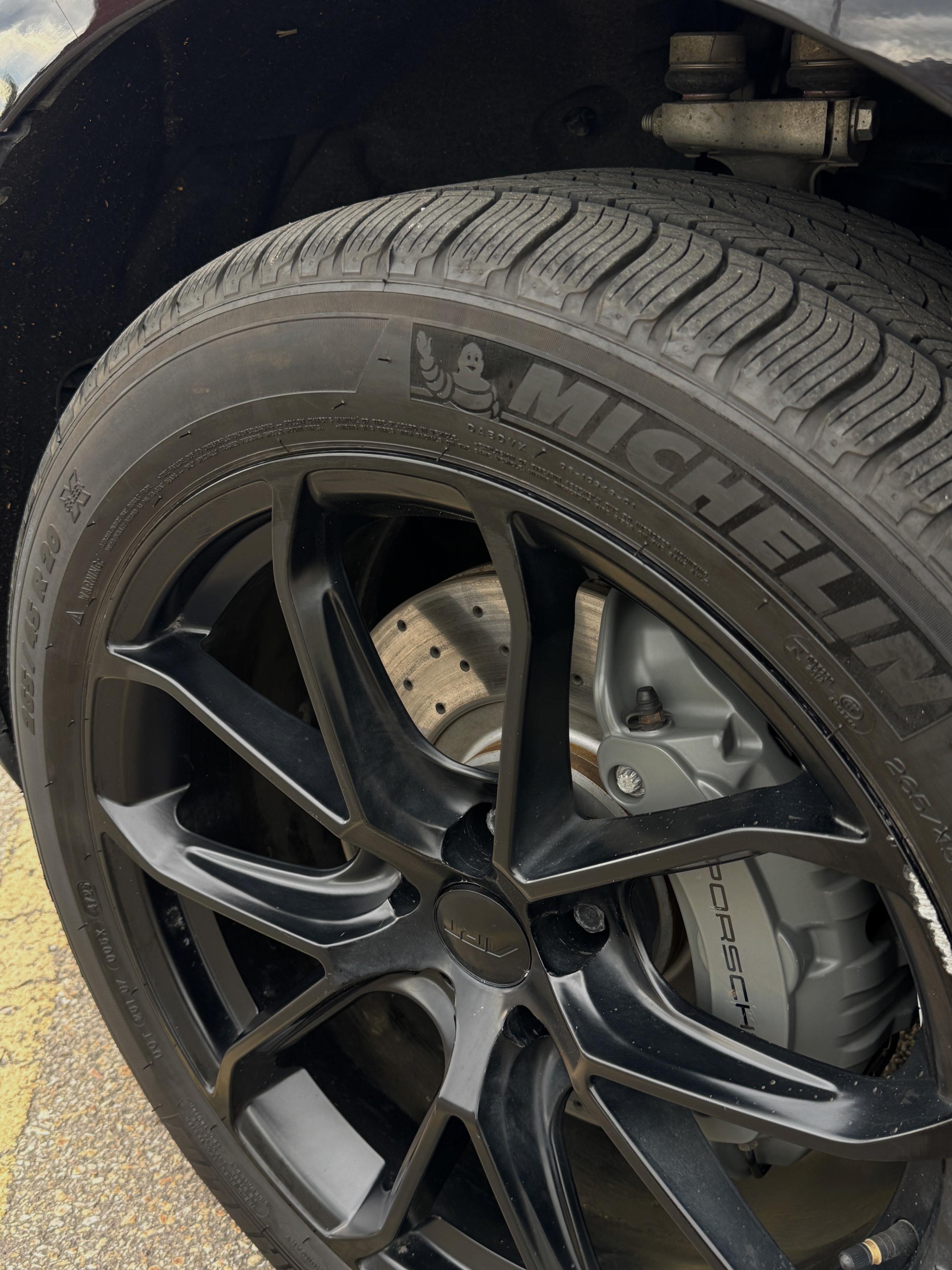Photo 7 from auction – 2020 PORSCHE MACAN S with VIN WP1AB2A56LLB32184