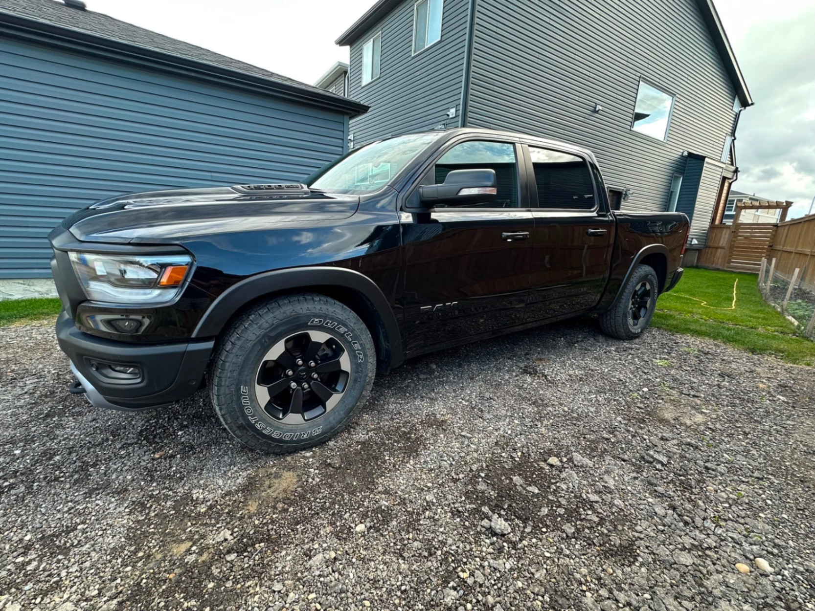 Photo 3 from auction – 2020 RAM 1500 REBEL with VIN 1C6SRFLT1LN396638