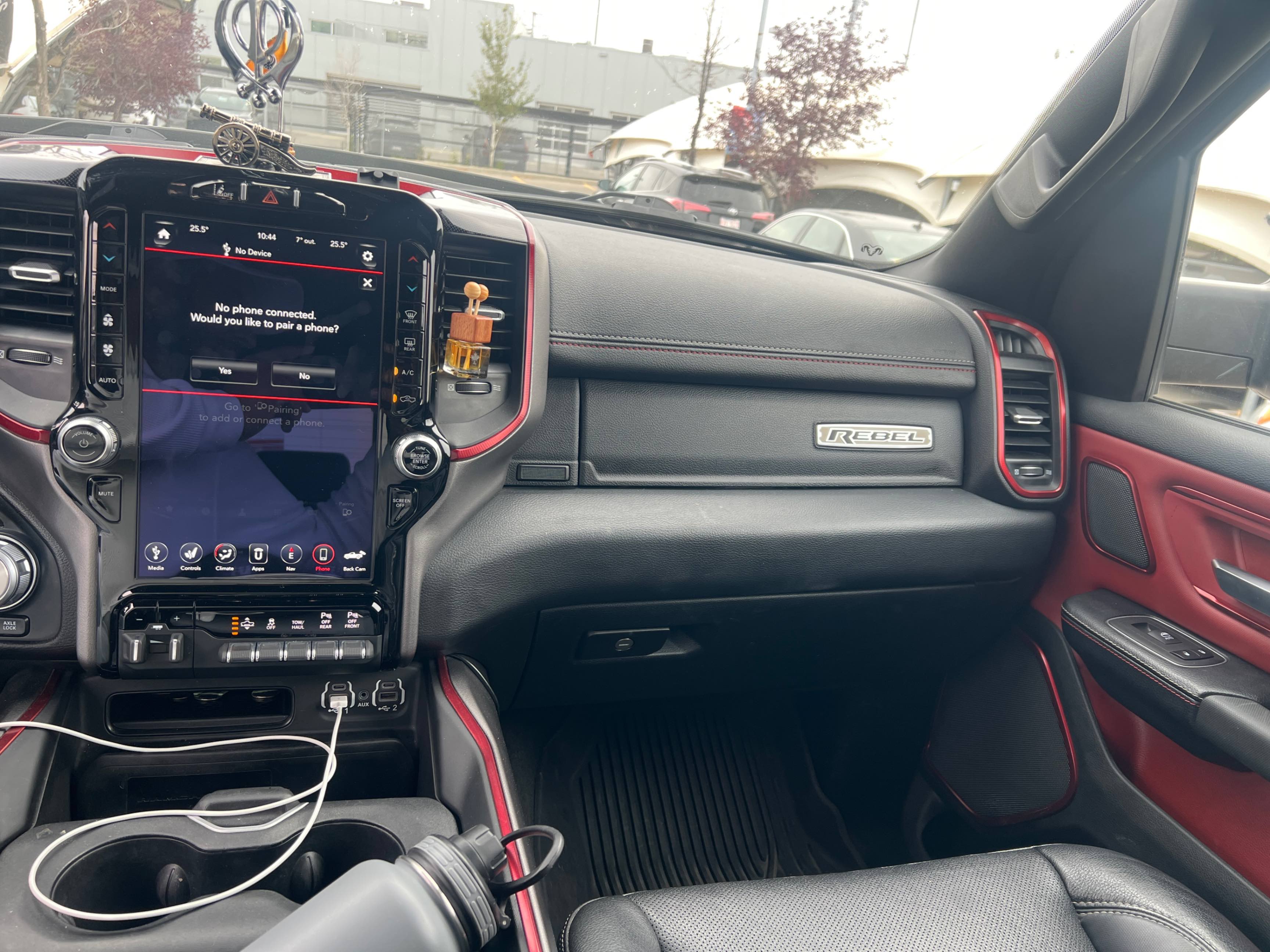 Photo 17 from auction – 2020 RAM 1500 REBEL with VIN 1C6SRFLT1LN396638