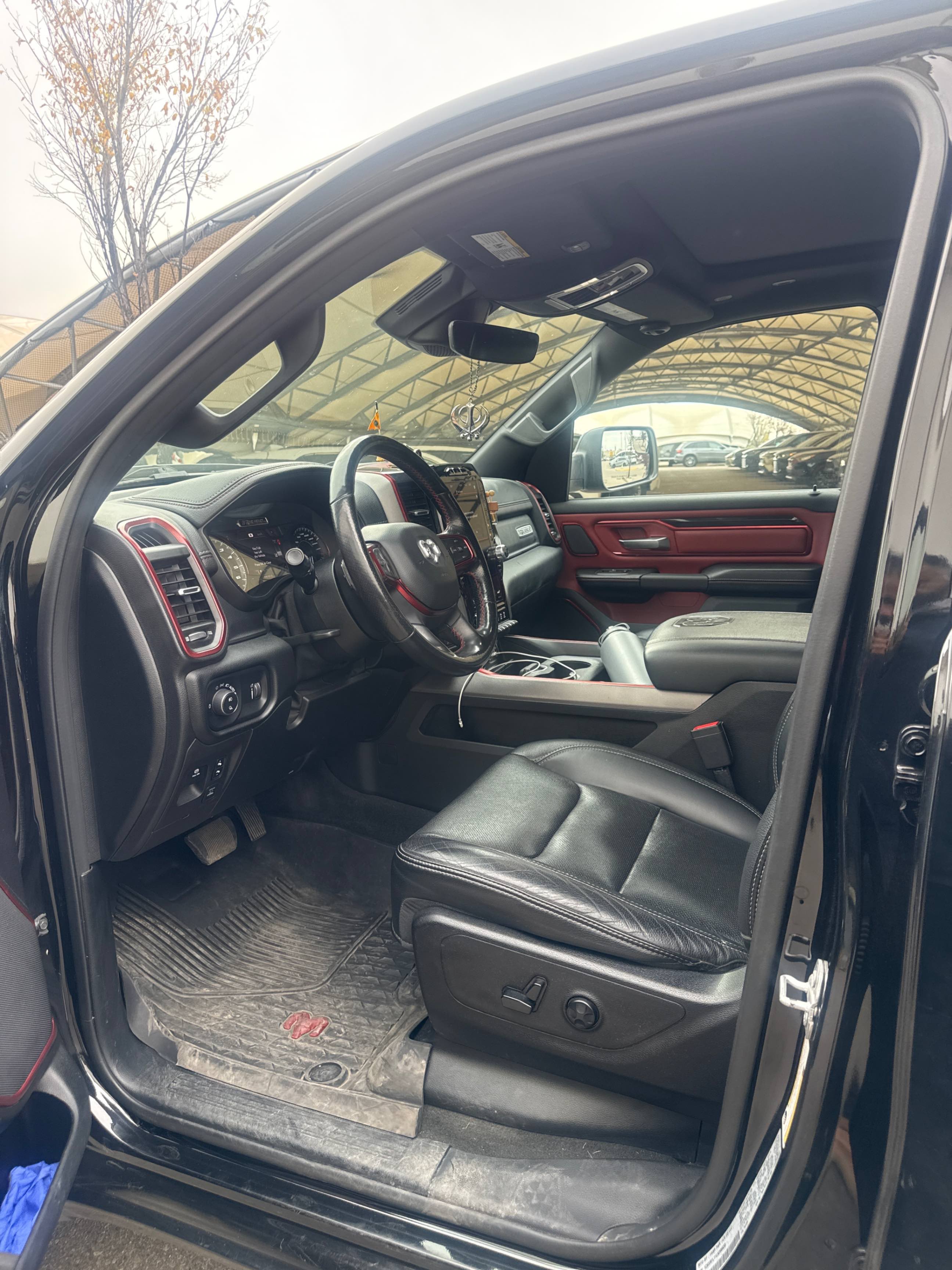Photo 10 from auction – 2020 RAM 1500 REBEL with VIN 1C6SRFLT1LN396638